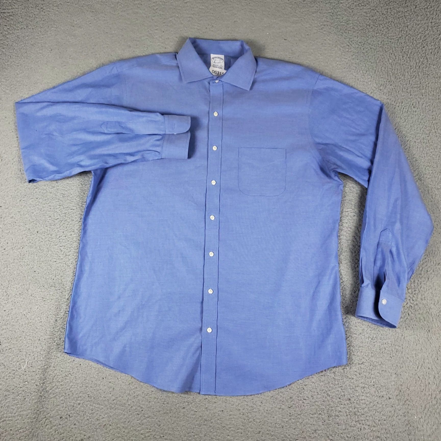Brooks Brothers Brooks Brothers Dress Shirt Mens 16.5 Blue Long Sleeve Button Up Regular Fit Classic Size 42R - 2 Thumbnail
