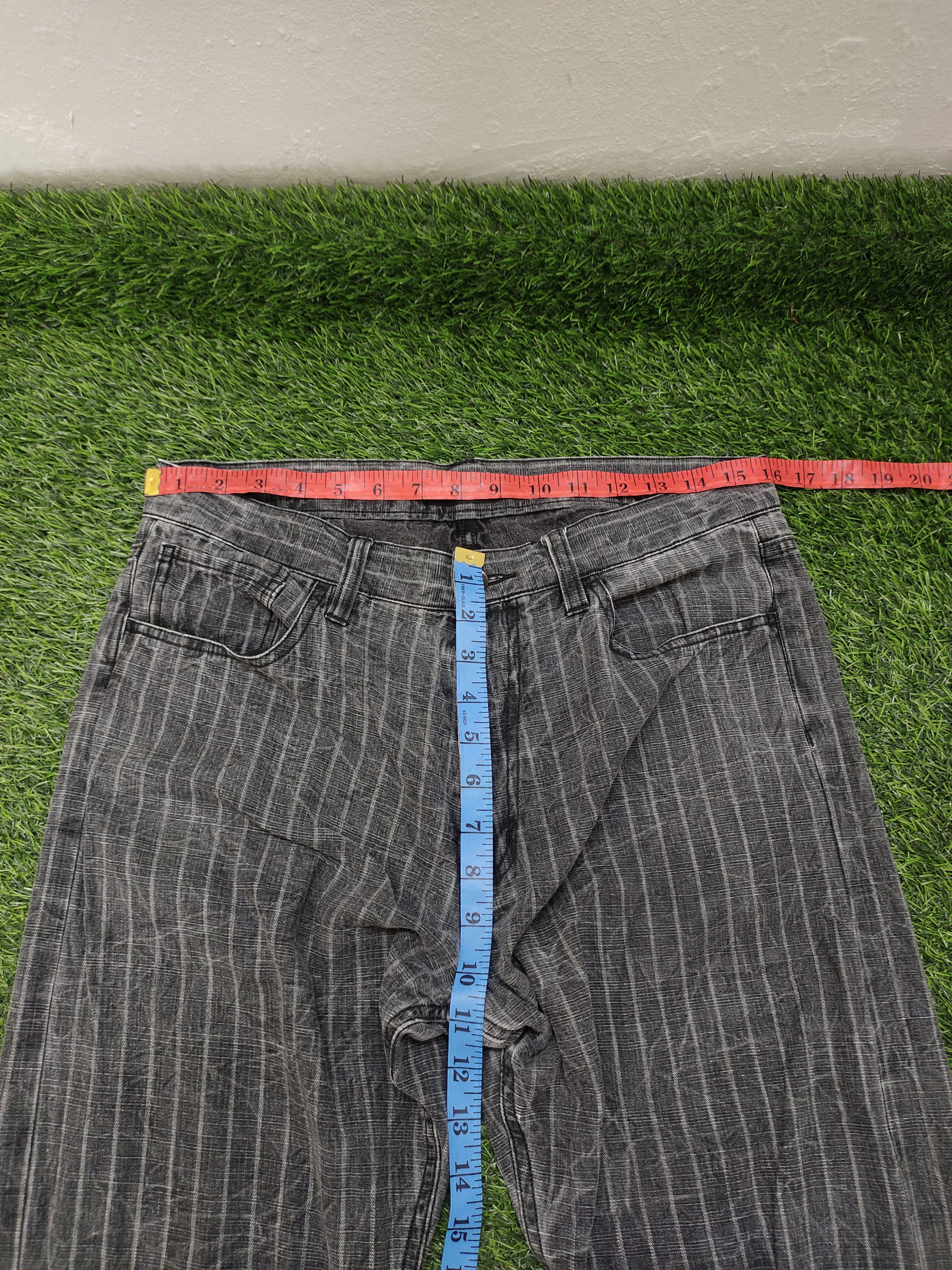 If Six Was Nine Vintage Root Three Japan Black Faded Striped Denim Pants Size US 32 / EU 48 - 15 Thumbnail