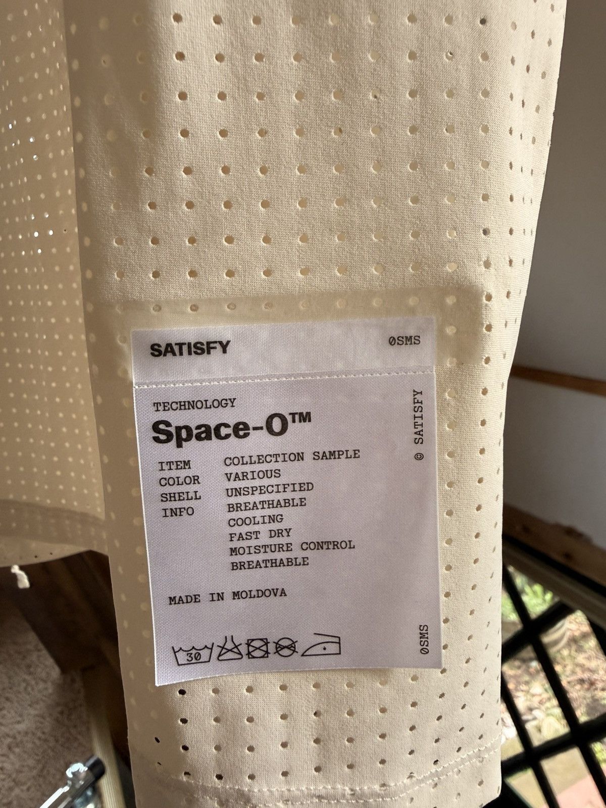 Satisfy Satisfy Space-O Singlet Size Medium Size US M / EU 48-50 / 2 - 2 Thumbnail