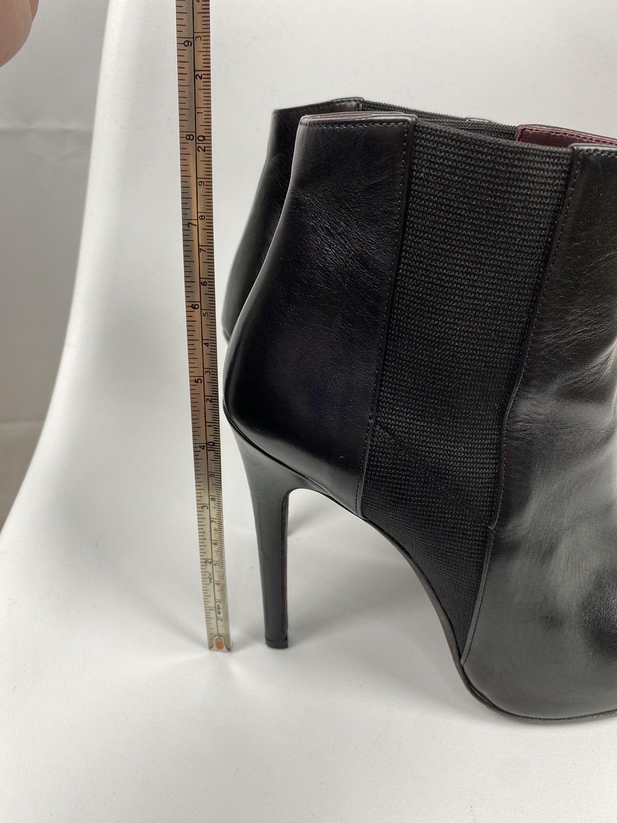 Giambattista Valli Giambattista Valli Ankle Boots Genuine Leather size 38 Size US 8 / IT 38 - 11 Thumbnail