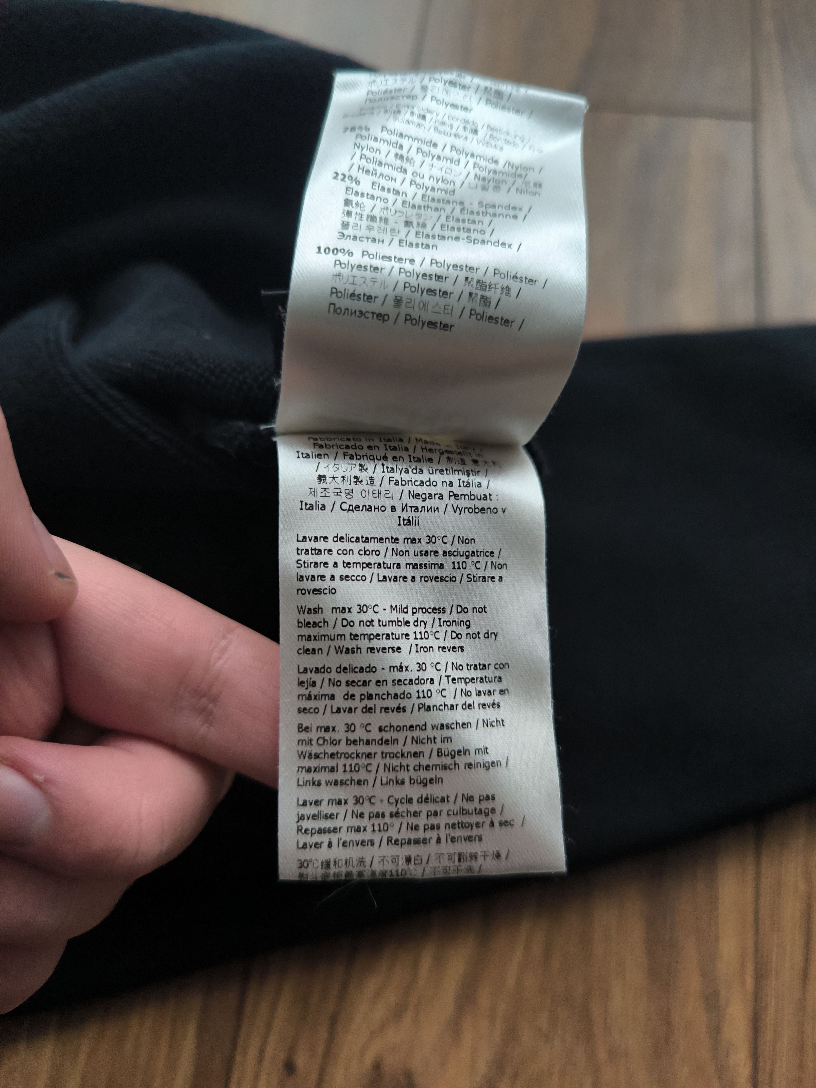 Fendi Fendi Eyed Black Crewneck, size M, good condition Size US M / EU 48-50 / 2 - 9 Thumbnail