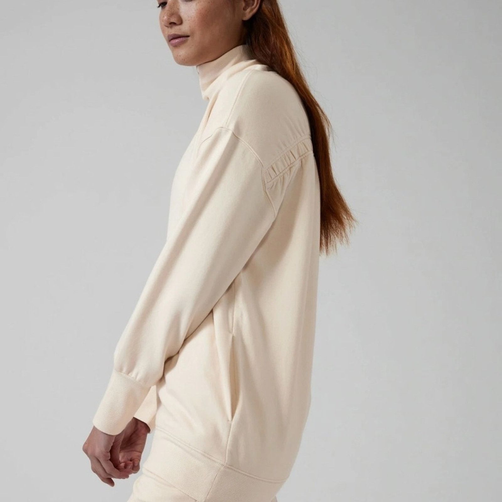 Athleta Athleta Balance Cinch Turtleneck Sweatshirt Womens XXS Cream Size XXS / US 00 / IT 34 - 3 Thumbnail