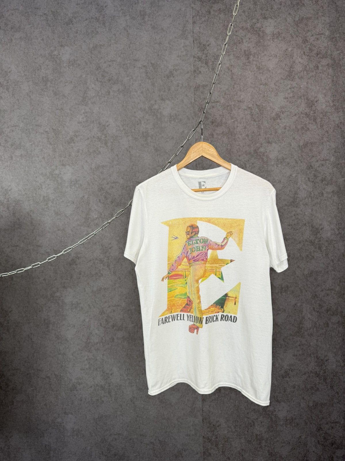 Band Tees Elton John band tour tee Size US M / EU 48-50 / 2 - 1 Thumbnail