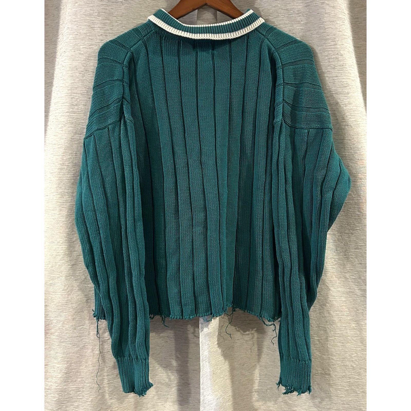 Gap VINTAGE GAP Embroidered Distressed Collared Collegiate Sweater Size Large Men Sweater Teal 1980s Classic Preppy Pullover Size US L / EU 52-54 / 3 - 5 Thumbnail