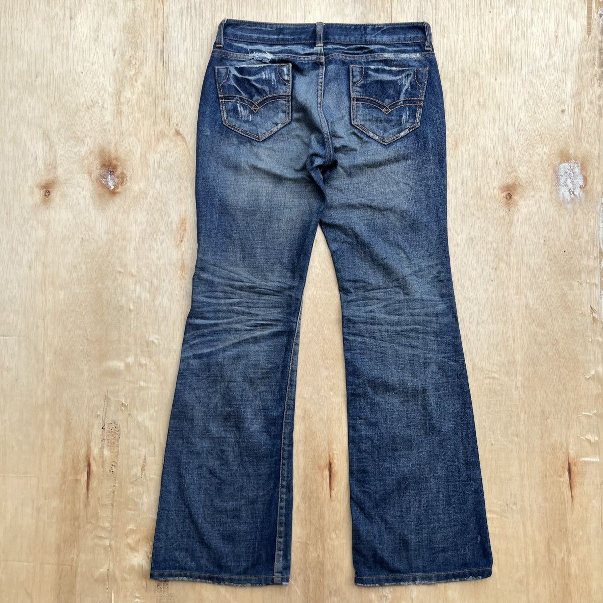 Tornado Mart JEDM MANI VINTAGE FLARE DISTRESSED DENIM Size US 32 / EU 48 - 6 Thumbnail