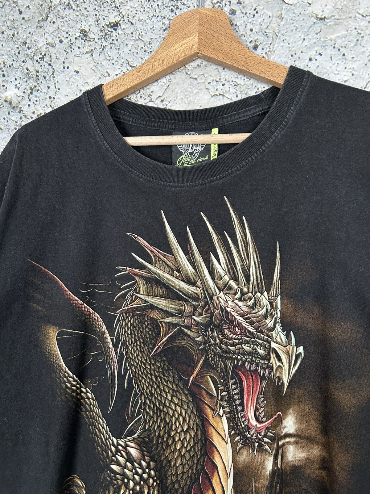 Vintage Vintage Dragon Graphic Tee Rock Punk Grunge Affliction Size US XL / EU 56 / 4 - 3 Thumbnail