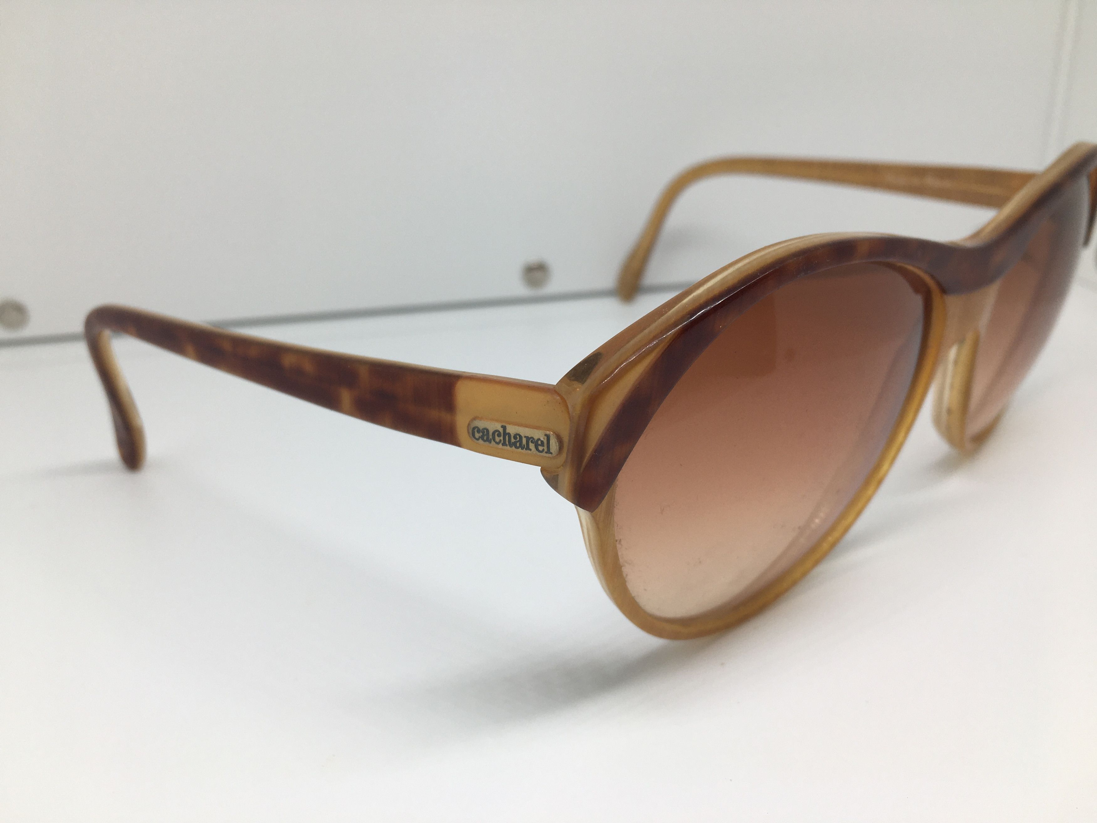 Cacharel Vintage Cacharel Oversize Sunglasses Diva Frame France Size ONE SIZE - 2 Thumbnail