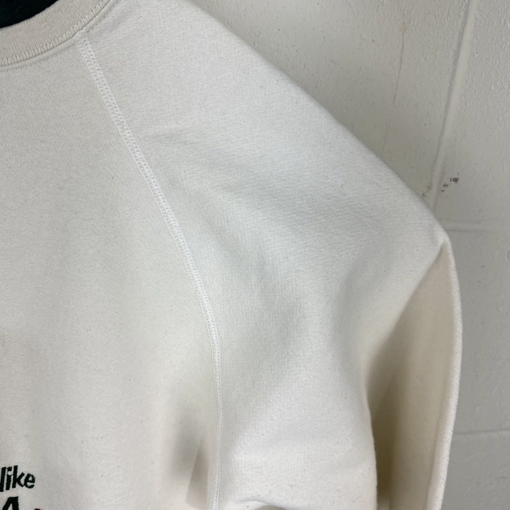 Vintage VINTAGE Cheek O Sportswear Sweatshirt Large No One Like Grandma Granny Bear Shirt Womens 1990s White Cotton Blend Grunge Size L / US 10 / IT 46 - 6 Thumbnail