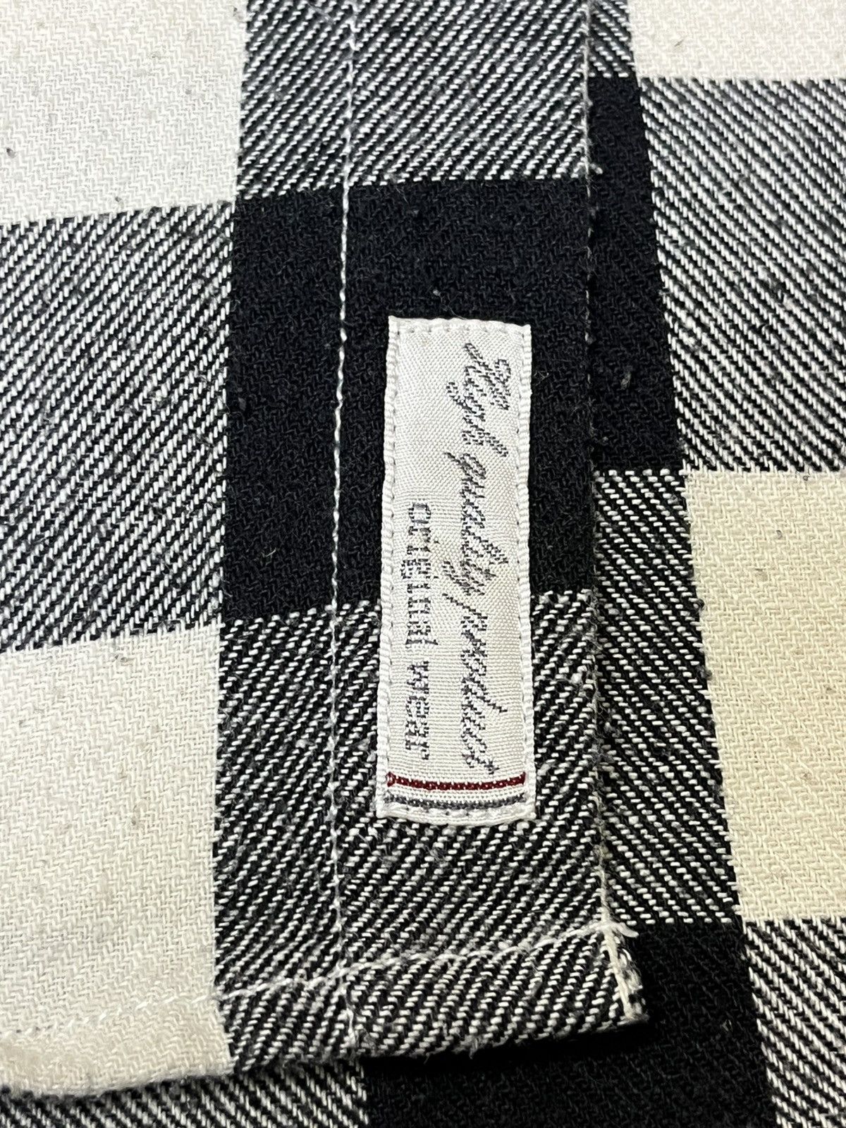 Tete Homme TETE HOMME issey miyake black on flannel button ups shirts Size US M / EU 48-50 / 2 - 10 Thumbnail