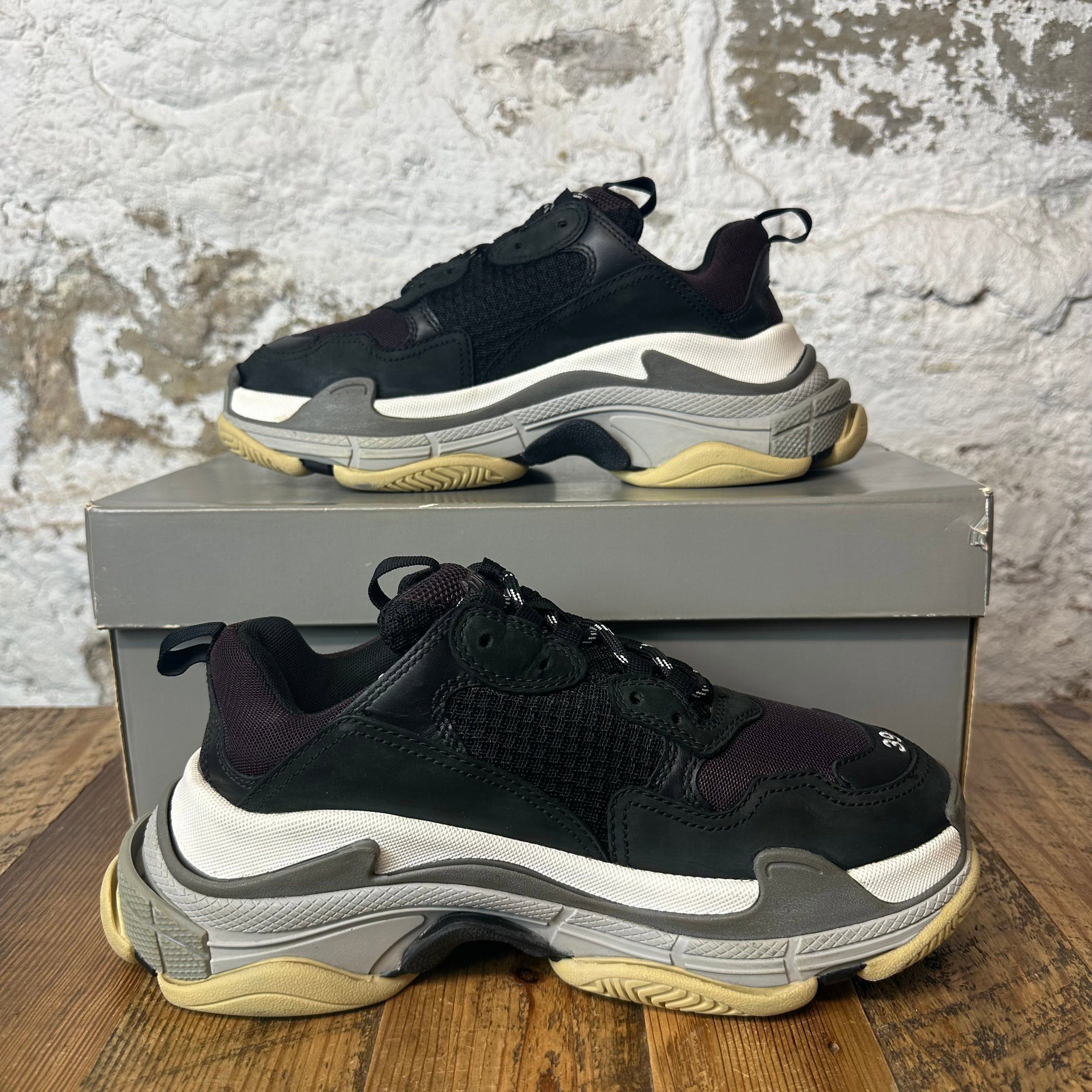 Balenciaga Balenciaga Triple S Black Burgundy Sz 6.5 (39) Size US 6.5 / EU 39-40 - 2 Thumbnail
