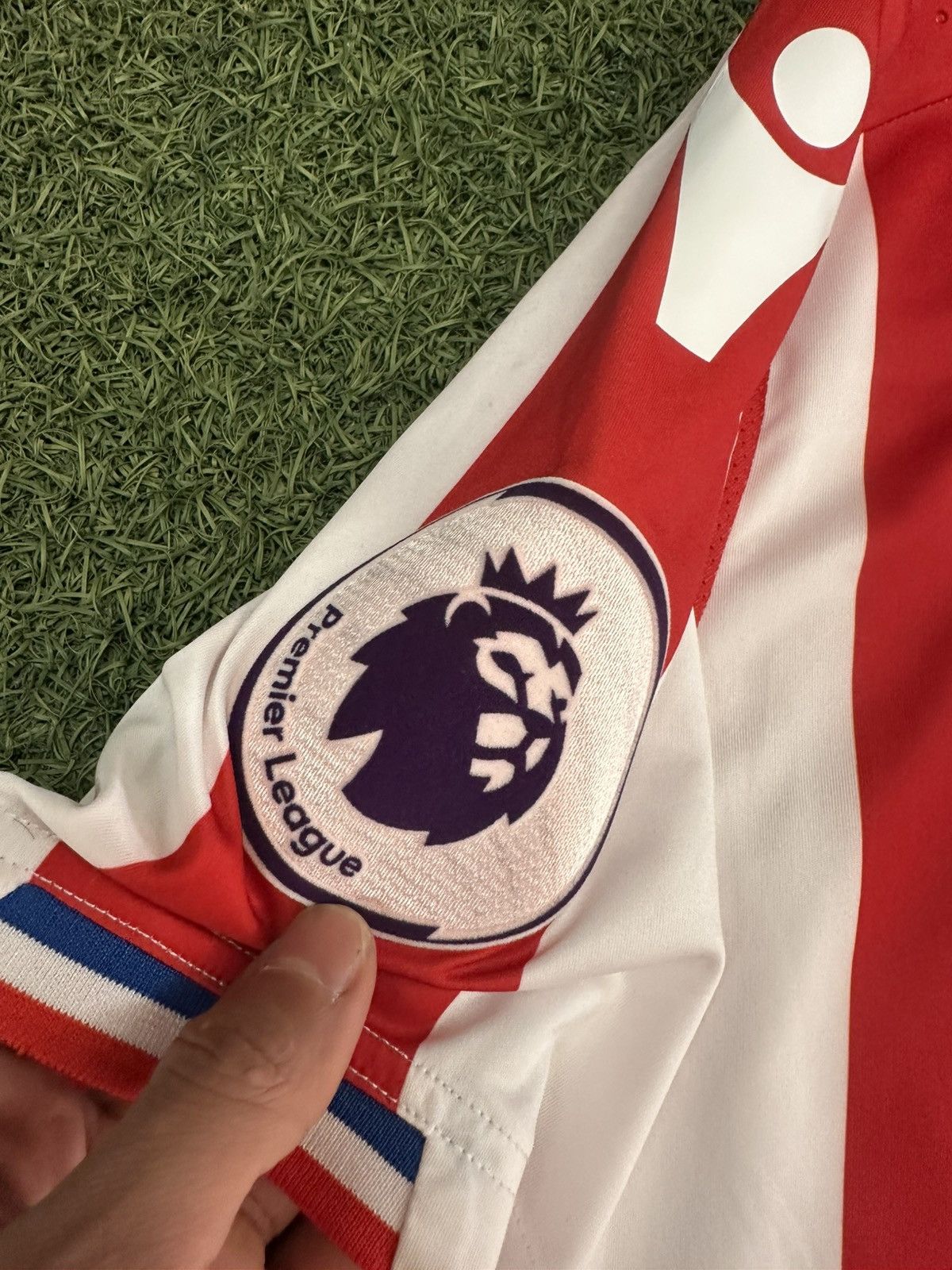 Macron Stoke City Macron Jersey XL Size US XL / EU 56 / 4 - 6 Thumbnail