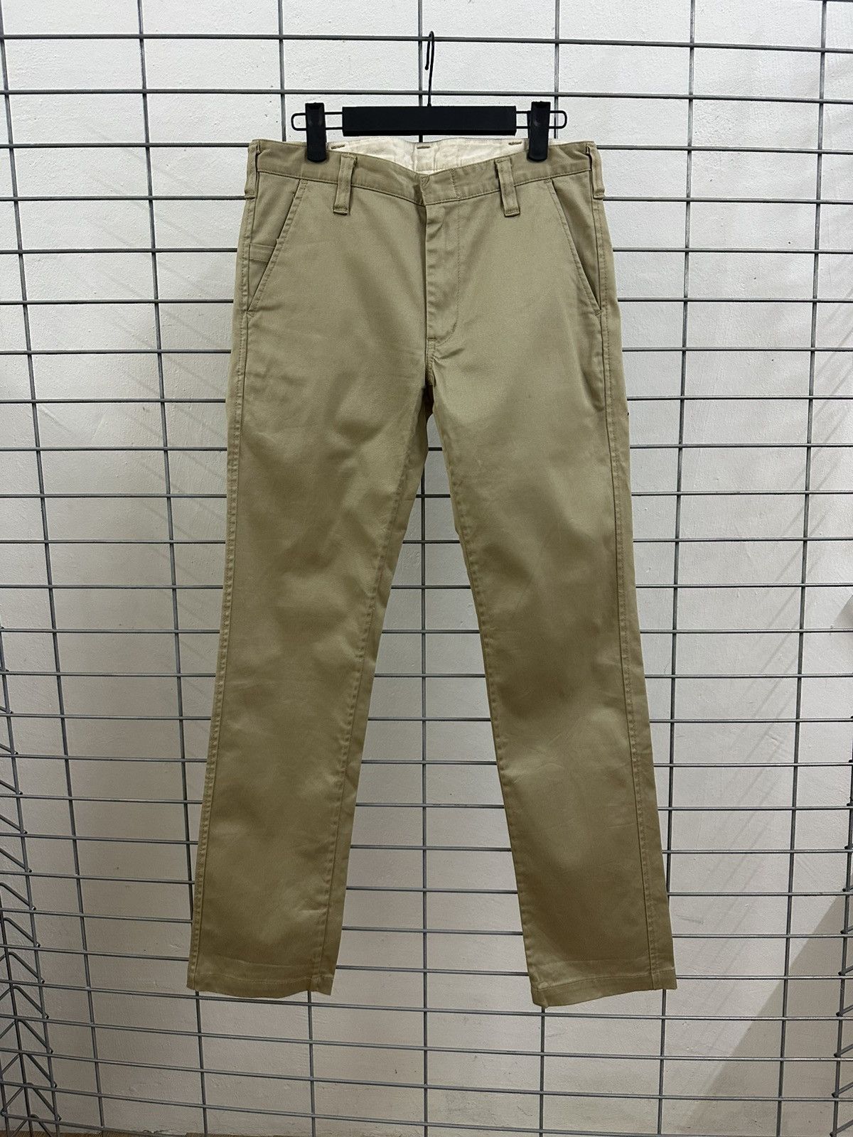 Hysteric Glamour Rare And Beautiful Hysteric Glamour Buckle Back Pants Size US 30 / EU 46 - 1 Thumbnail