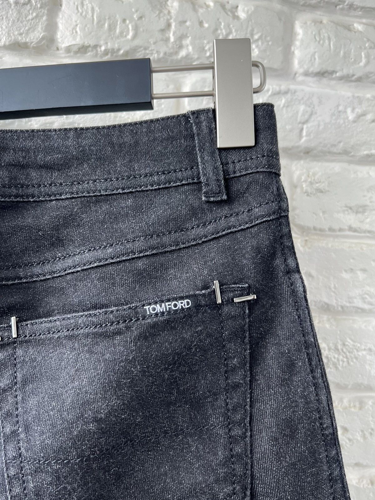 Tom Ford Tom Ford Black Sip Denim Skinny Jeans size 27 Size 27" / US 4 / IT 40 - 7 Thumbnail