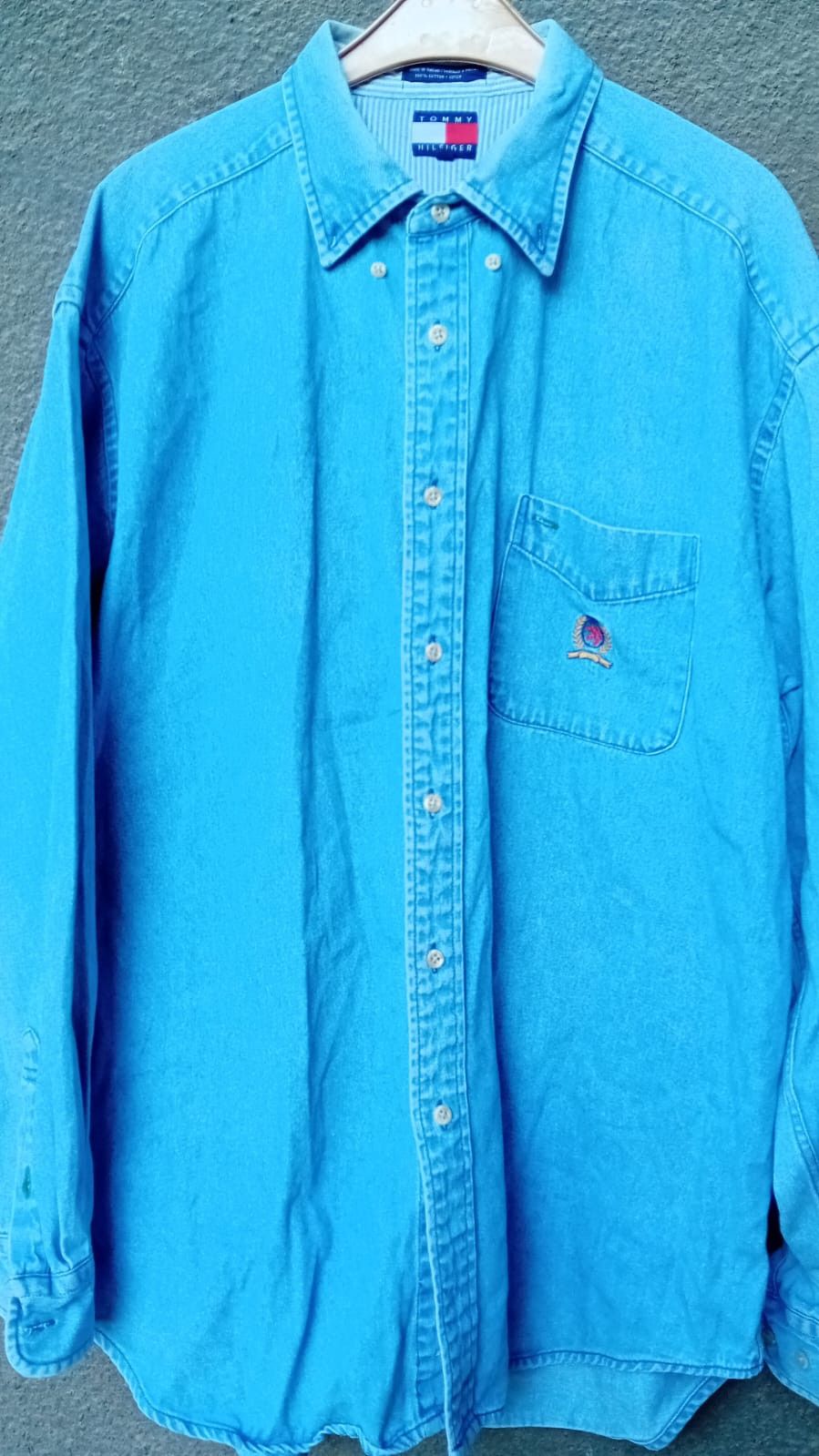 Tommy Hilfiger × Vintage Tommy Hilfiger Vintage Denim Shirt Big Back Spell Out sz L Size US L / EU 52-54 / 3 - 4 Thumbnail