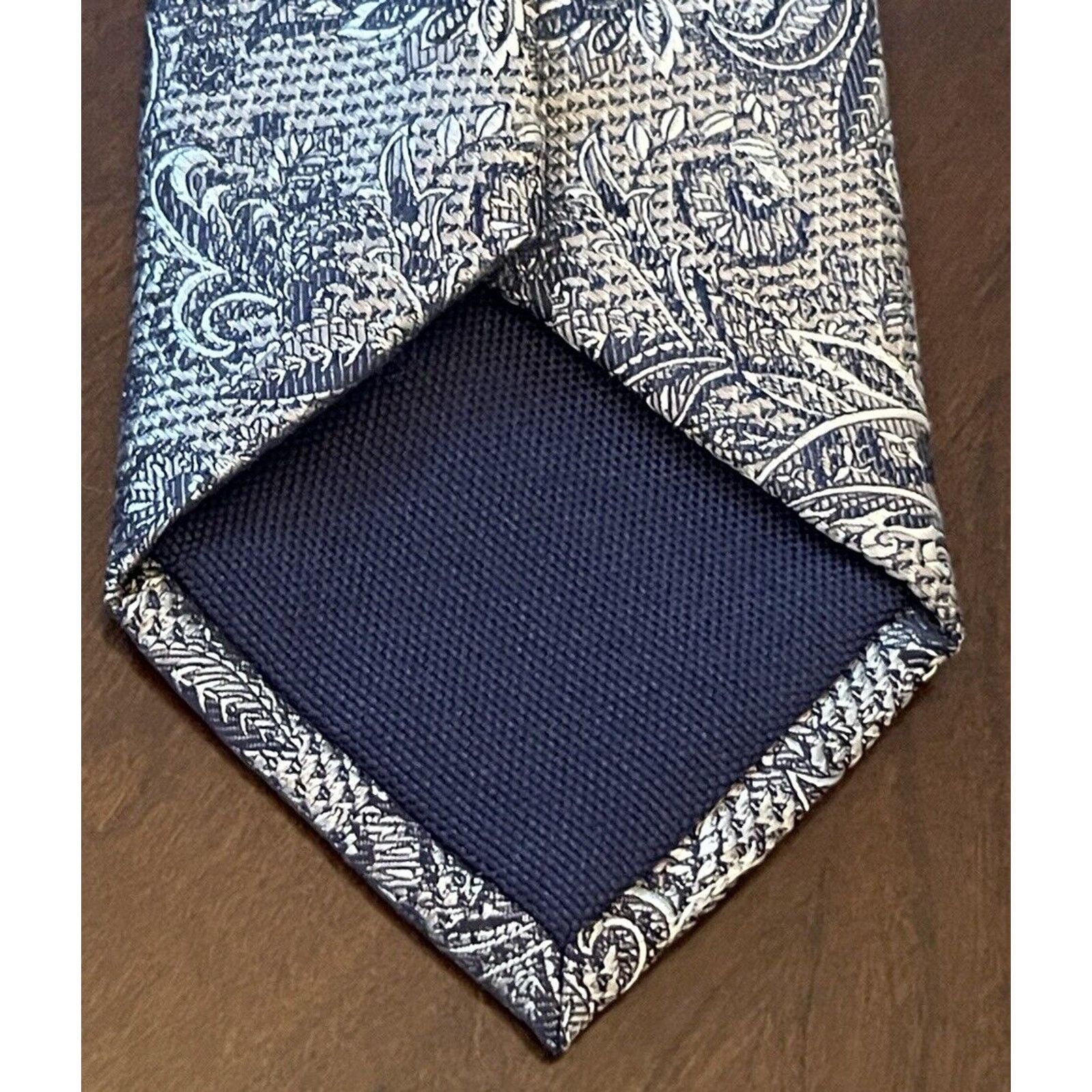 Michael Kors Michael Kors Gray Blue 55% Silk 45% Polyester Made In China Size ONE SIZE - 2 Thumbnail