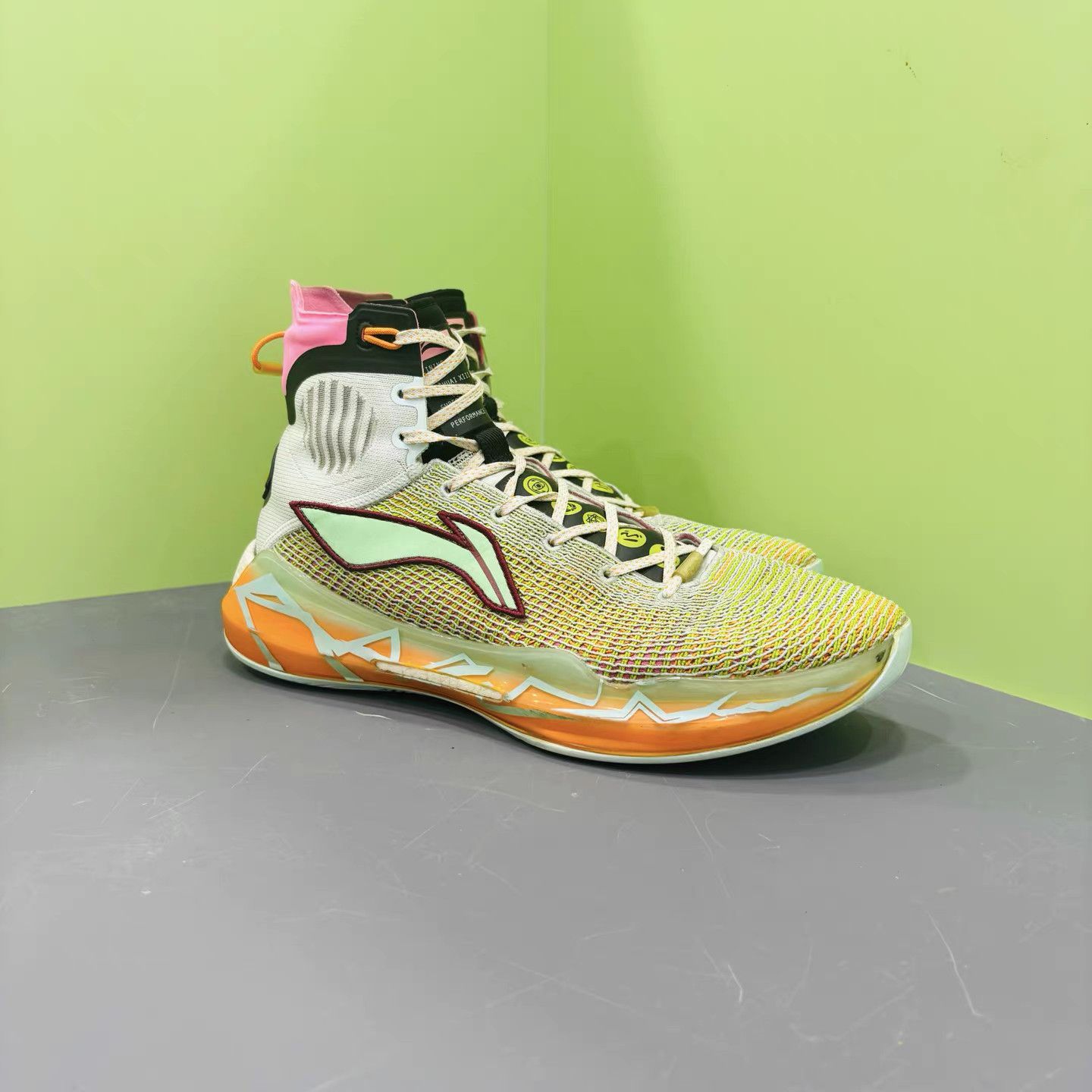 Li-Ning Li-Ning Yushuai 14 Boom Crystal Basketball Shoes K15 Size US 11 / EU 44 - 3 Thumbnail