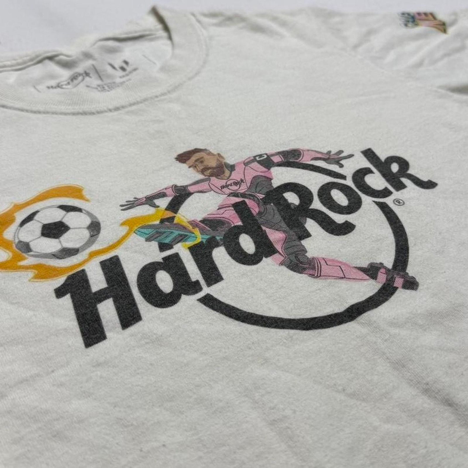 Hard Rock Cafe Hard rock Messi football TShirt tag says size m smaller side Size S / US 4 / IT 40 - 4 Thumbnail