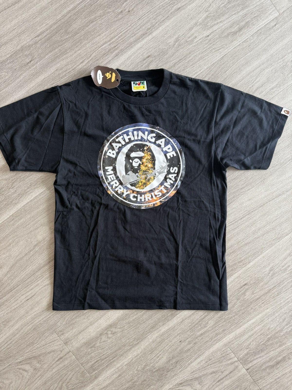 Bape Bape Holiday Tee Size US M / EU 48-50 / 2 - 1 Thumbnail