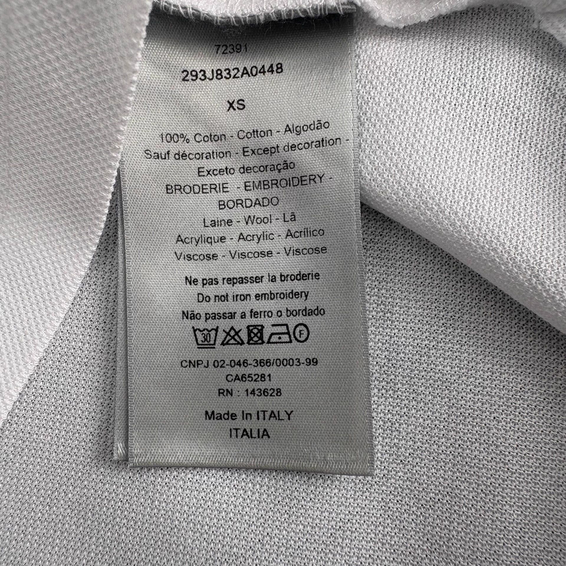 Dior Dior White Embroidered Logo Fitted XS Polo New Size US XS / EU 42 / 0 - 8 Thumbnail