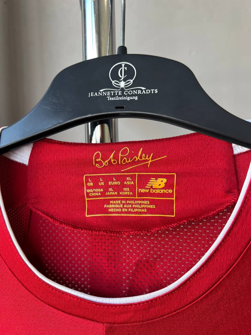 New Balance 2019/20 LIVERPOOL FC #11 M.SALAH HOME SOCCER JERSEY SHIRT L Size US L / EU 52-54 / 3 - 8 Thumbnail