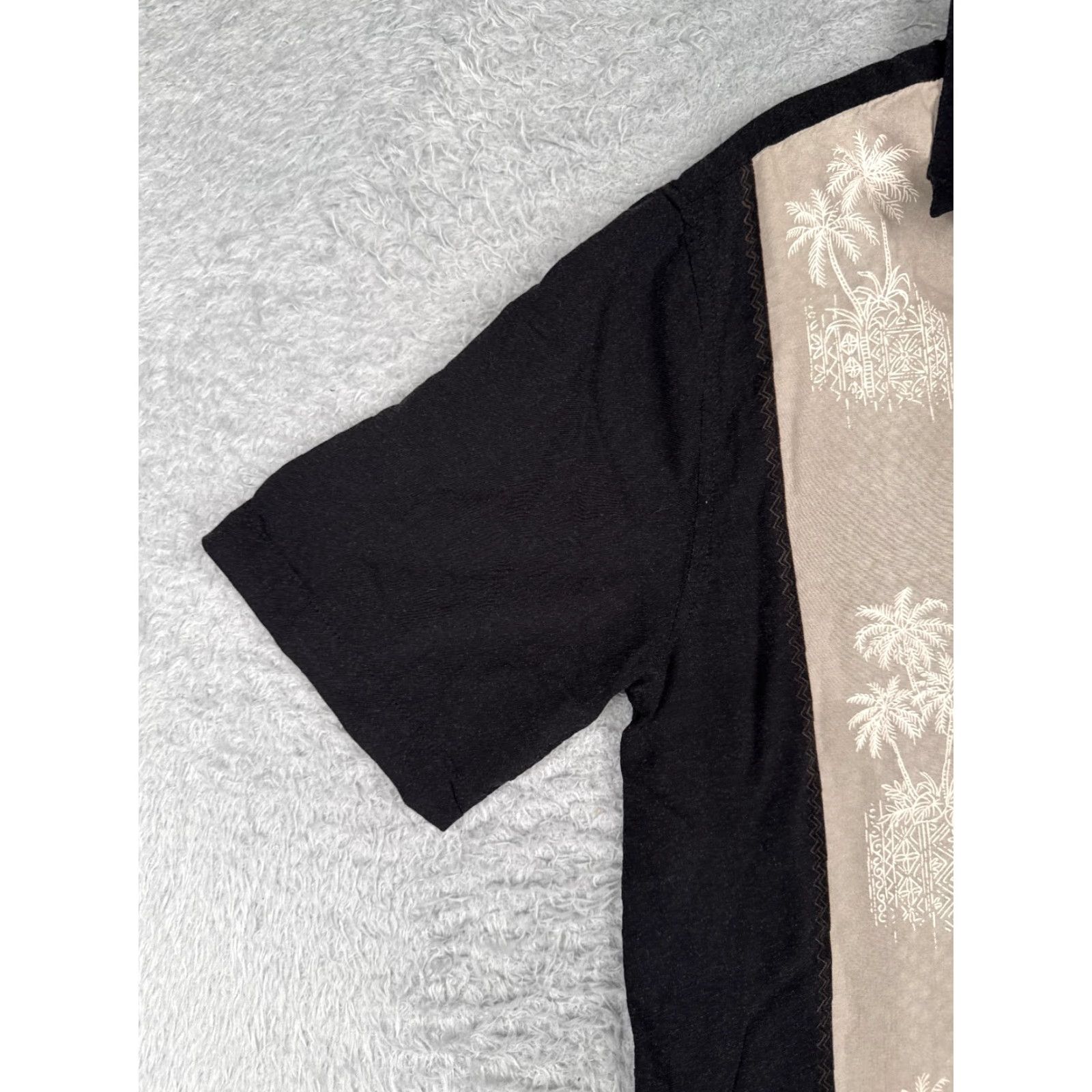 Croft & Barrow Croft & Barrow Shirt Men Small Black Beige Palm Tree Bowling Style 100% Rayon Size US S / EU 44-46 / 1 - 3 Thumbnail