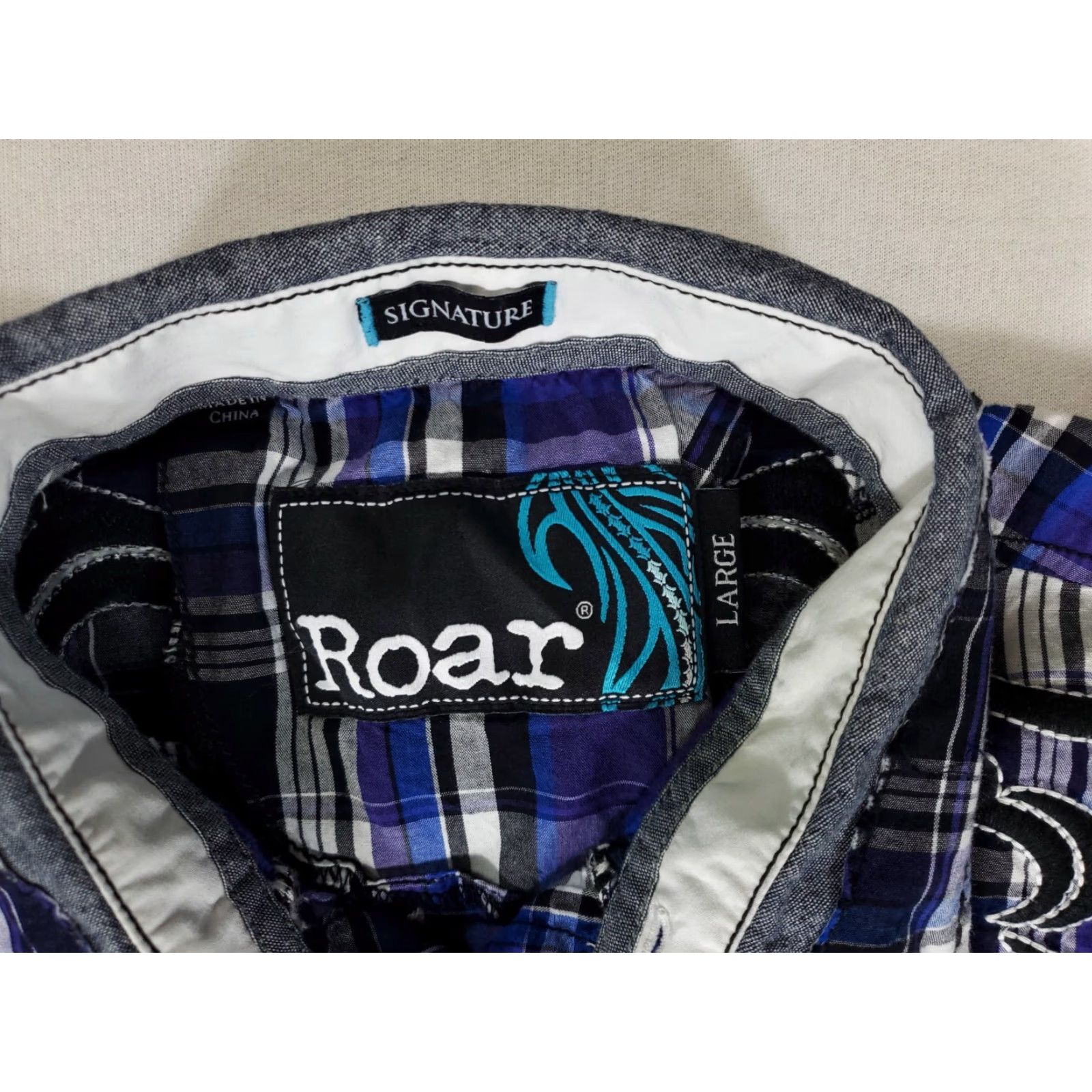 Roar Roar Signature Embroidered Button-Up Shirt Plaid Blue White Purple Mens L Colorful Short Sleeve Size US L / EU 52-54 / 3 - 2 Thumbnail