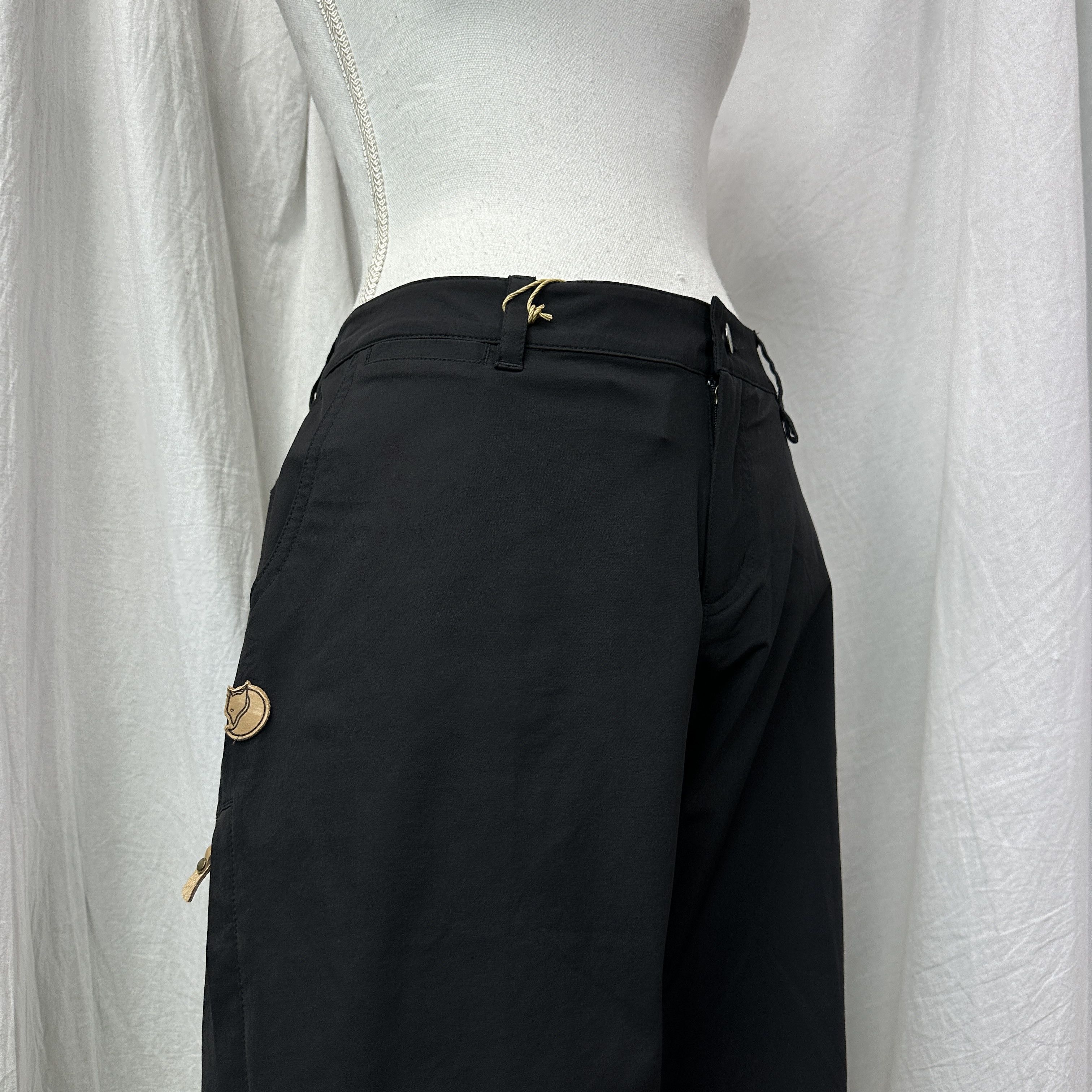 Fjallraven Vintage Casual Women's Softshell Fjallraven Shorts 00s Size 24" / US 00 / IT 34 - 5 Thumbnail