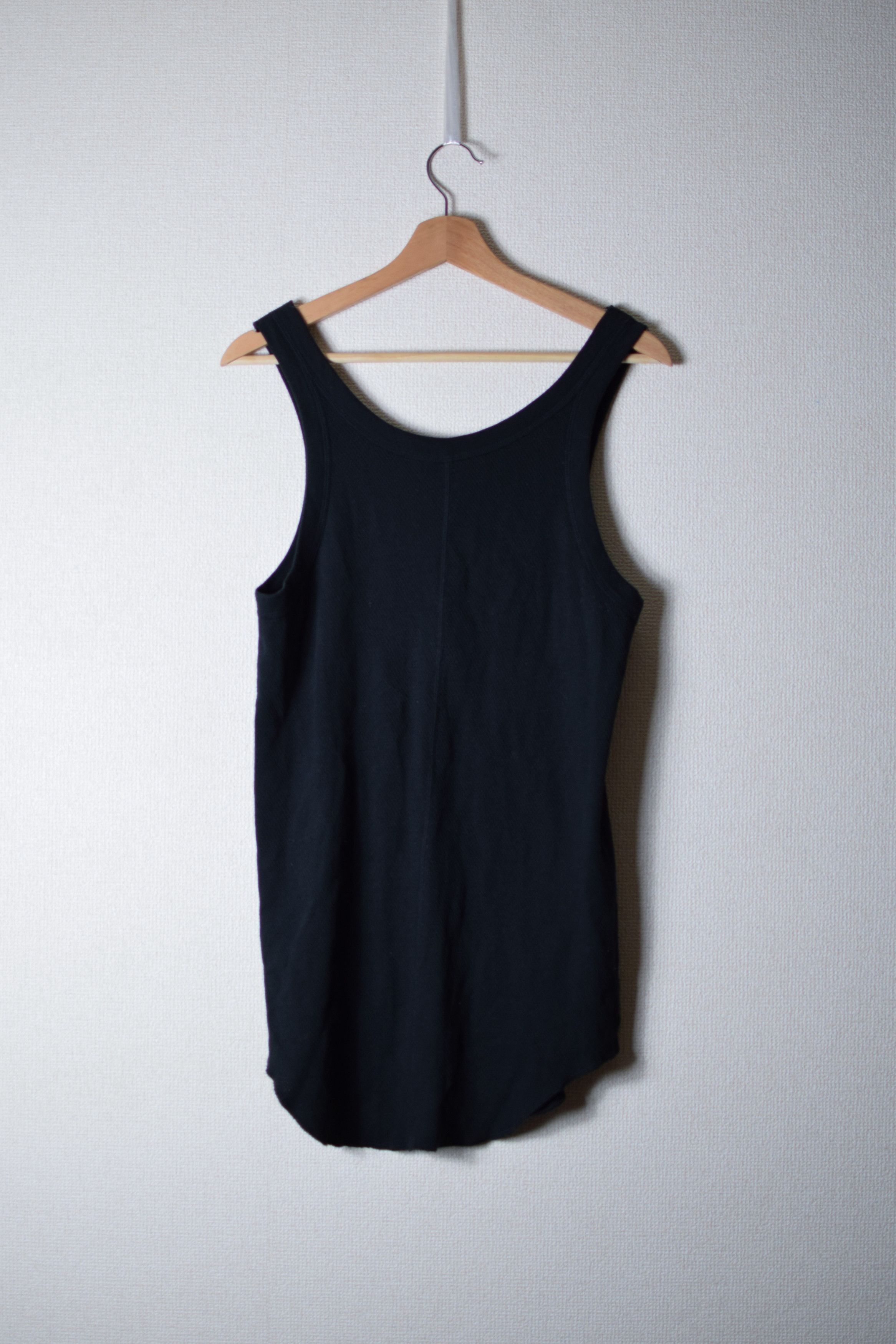 Attachment Attachment Black Tank Top - KJ81-071 Size US M / EU 48-50 / 2 - 3 Thumbnail