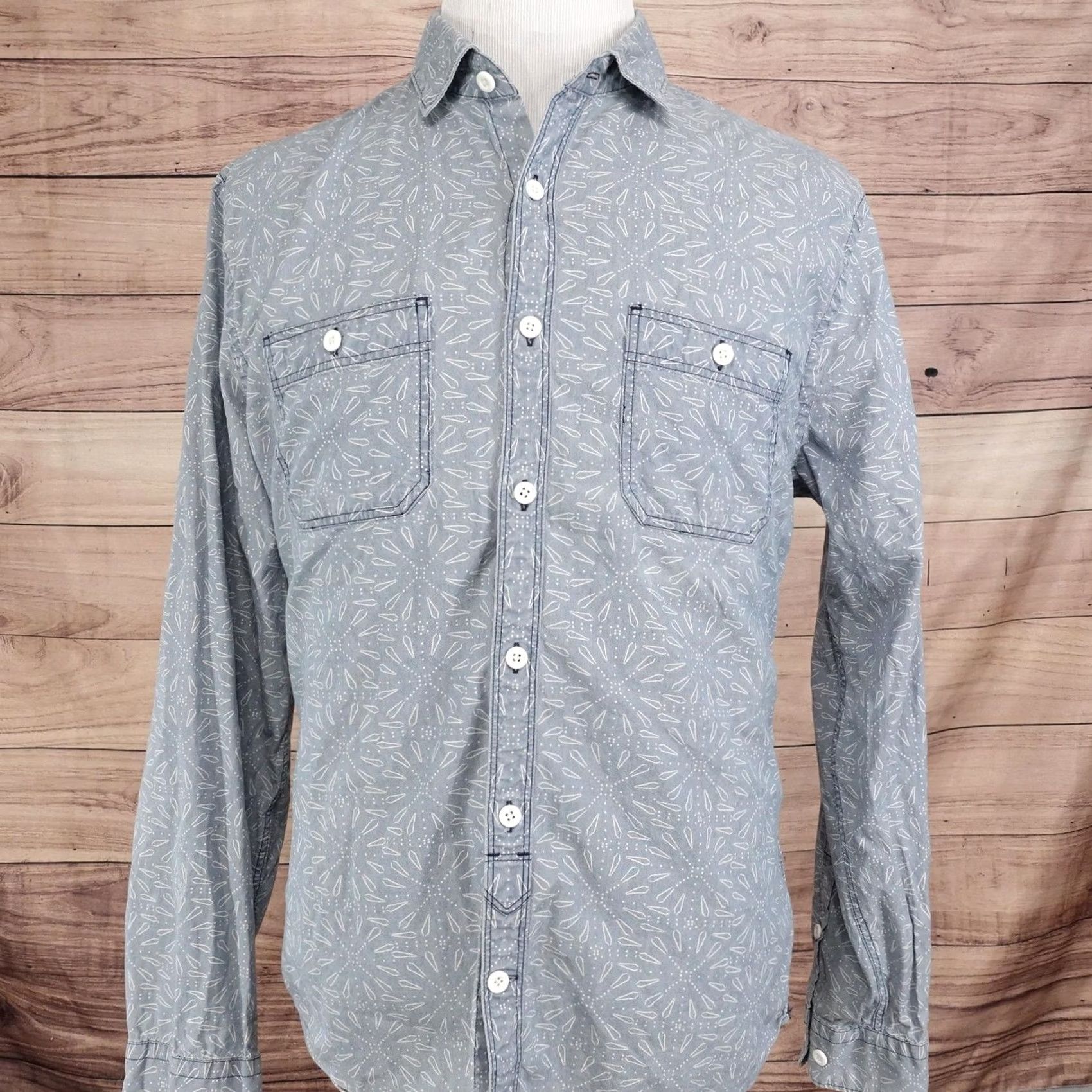 Express Express Shirt Mens XL Blue Long Sleeve Button-Up Chambray Geometric Shirt Size US XL / EU 56 / 4 - 3 Thumbnail
