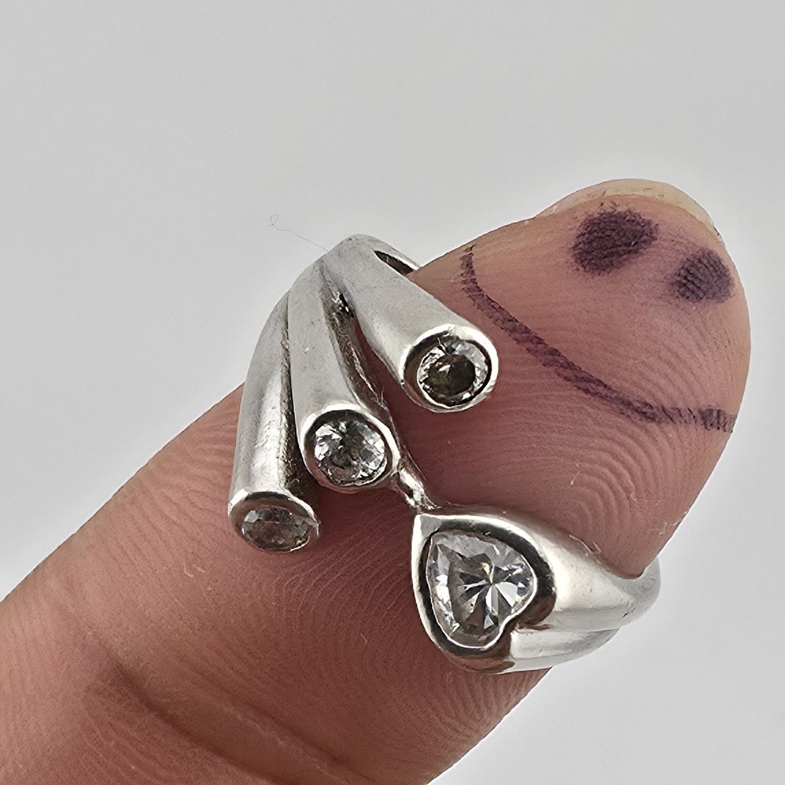 Other Sterling Silver Heart CZ Wrap Ring Size 7 Romantic 925 Size ONE SIZE - 1 Thumbnail