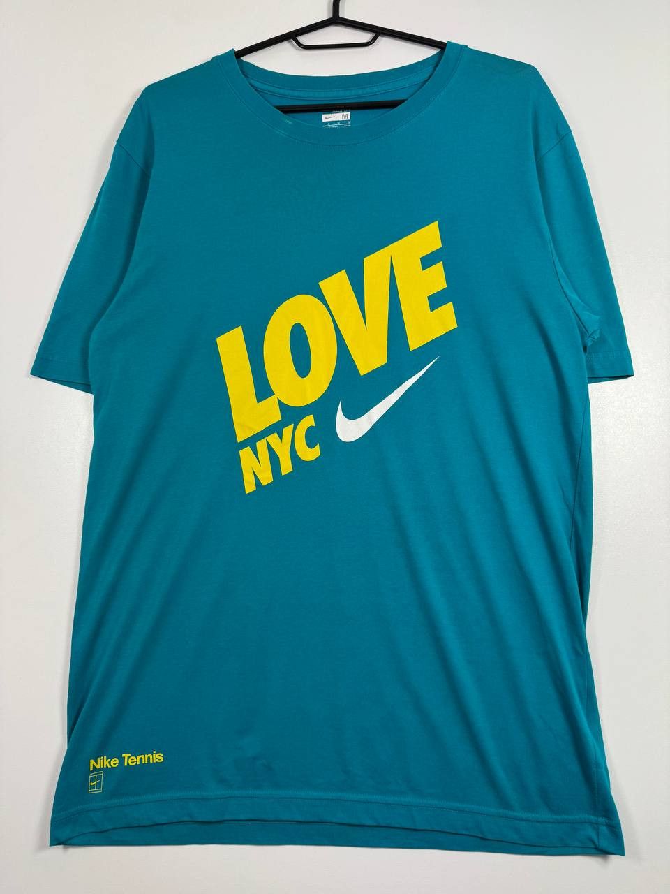 Nike Nike Tennis Love NYC Graphic T-Shirt 348320-332 Mens Size M Size US M / EU 48-50 / 2 - 1 Thumbnail