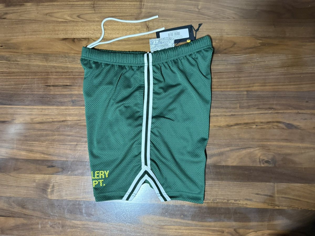 Gallery Dept. GALLERY DEPT. VENICE COURT SHORTS GREEN LOGO MESH Large Size US 34 / EU 50 - 9 Thumbnail