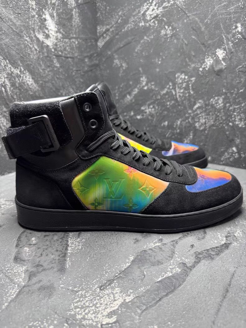 Louis Vuitton Black Iridescent All-Over Print Sneakers. Q10 Size US 10 / EU 43 - 5 Thumbnail