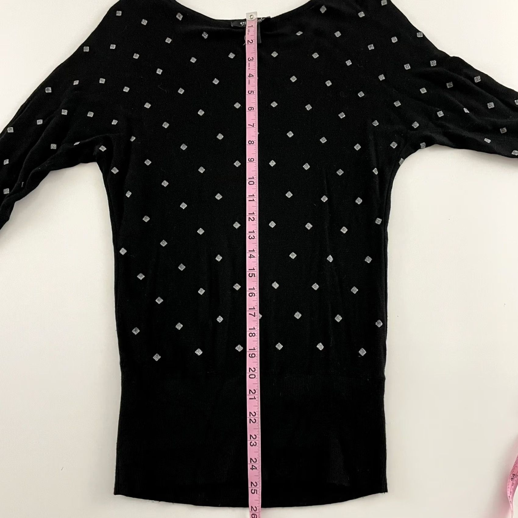 White House Black Market White House Black Market Sweater Top XS Black Polka Dot Pullover Women’s Shirt Ladies XS Black Polka Dot Sweater Top Size XS / US 0-2 / IT 36-38 - 4 Thumbnail