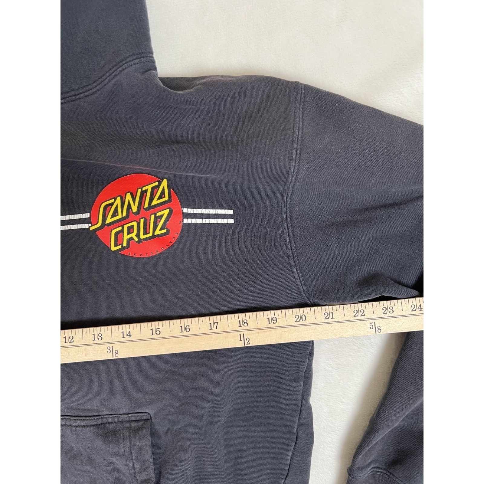 Santa Cruz Skateboards Vintage Santa Cruz Hoodie Sweatshirt Mens Small Blue OG Logo Size US S / EU 44-46 / 1 - 6 Thumbnail