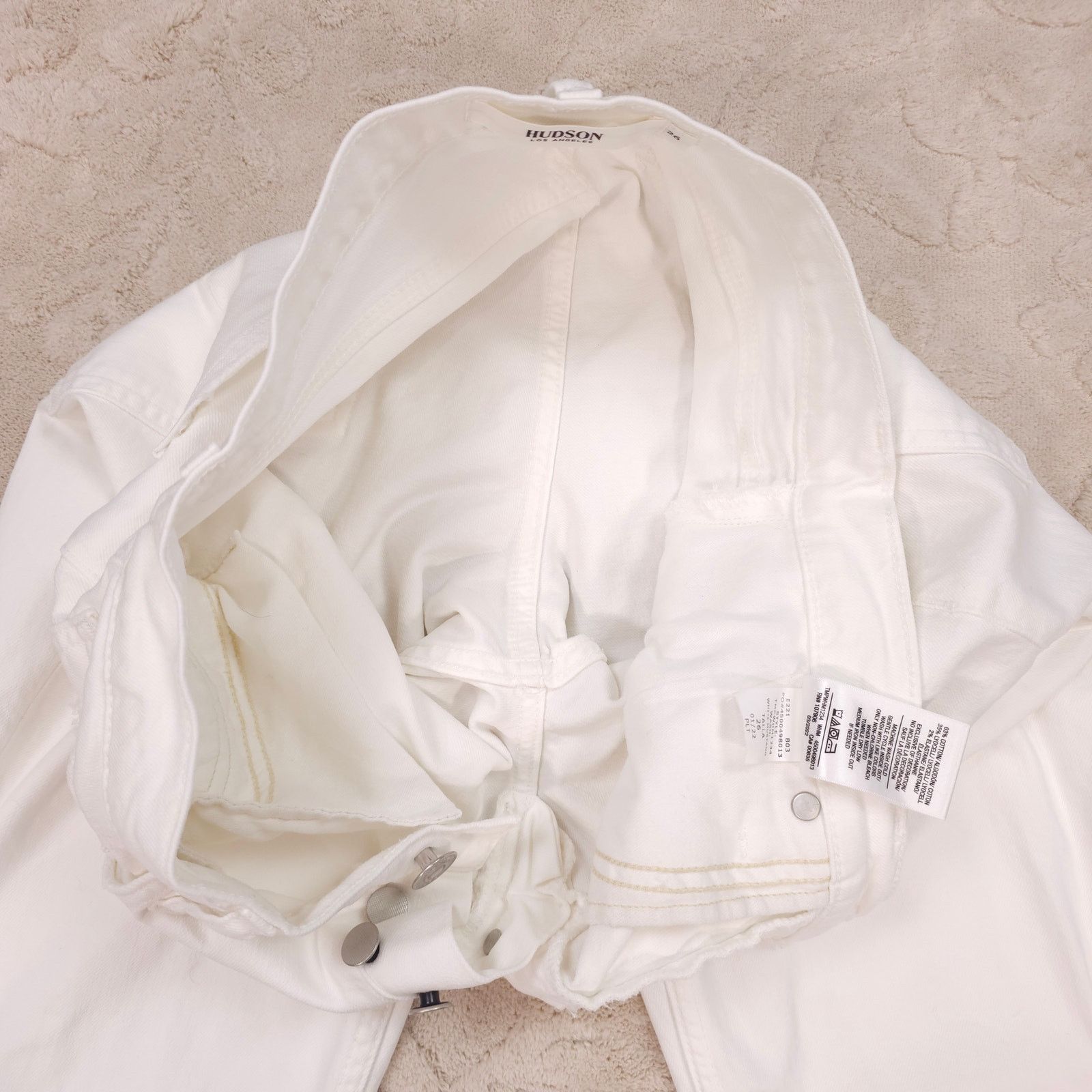 Hudson Hudson Thalia 90's Loose Fit Jean White Sz 26 Size 26" / US 2 / IT 38 - 8 Thumbnail