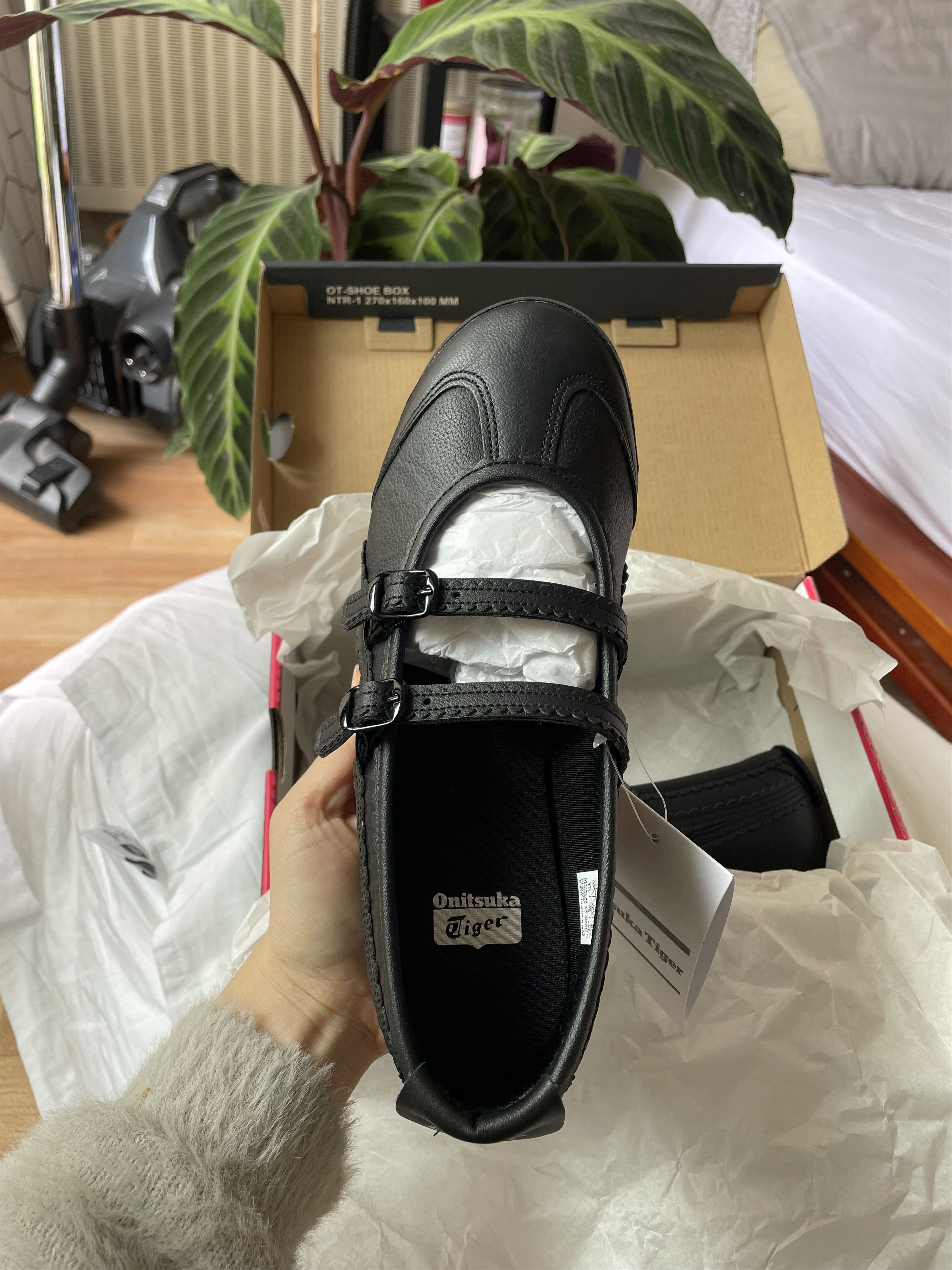 Onitsuka Tiger Mexico 66 TGRS Flats Size US 6.5 / IT 36.5 - 4 Thumbnail
