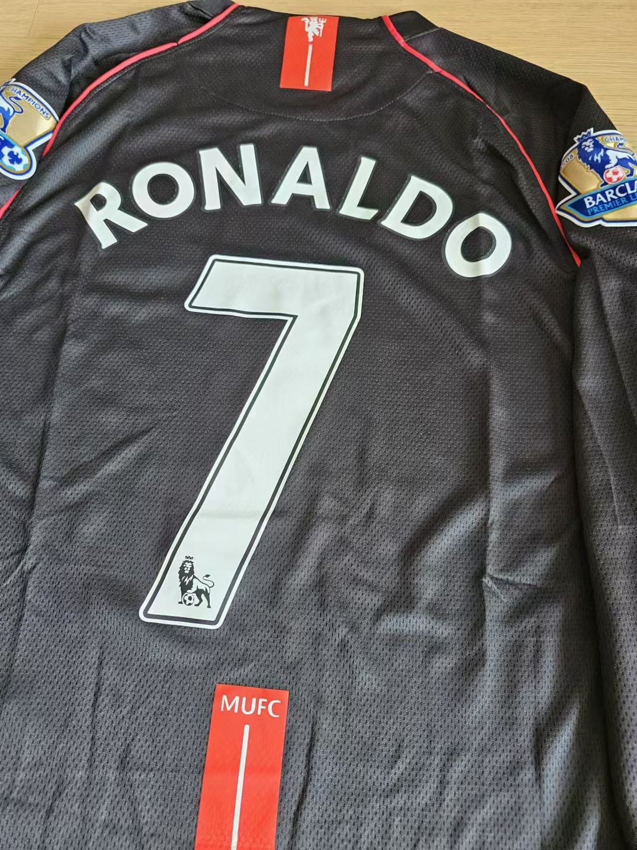 Other 2007 08 Manchester United #7 C Ronaldo Jersey M Size US M / EU 48-50 / 2 - 3 Thumbnail