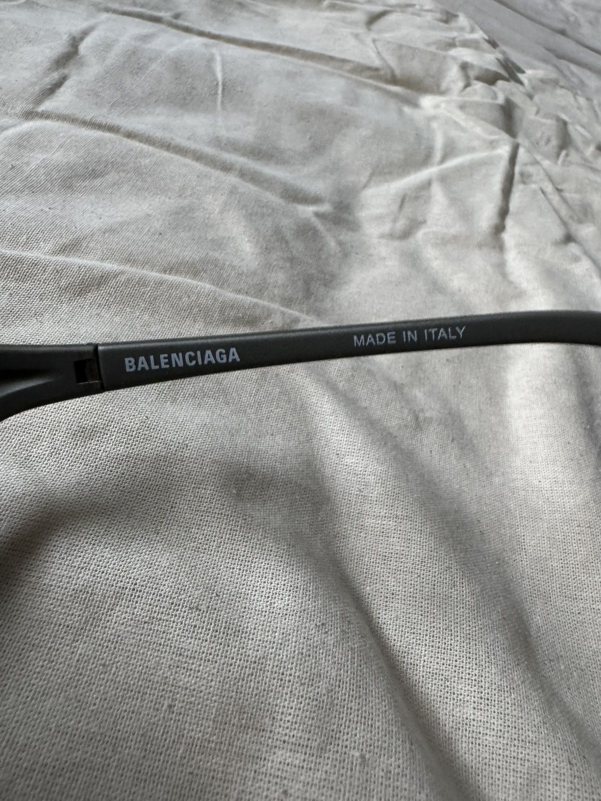 Balenciaga Bat Sunglasses Size ONE SIZE - 6 Thumbnail