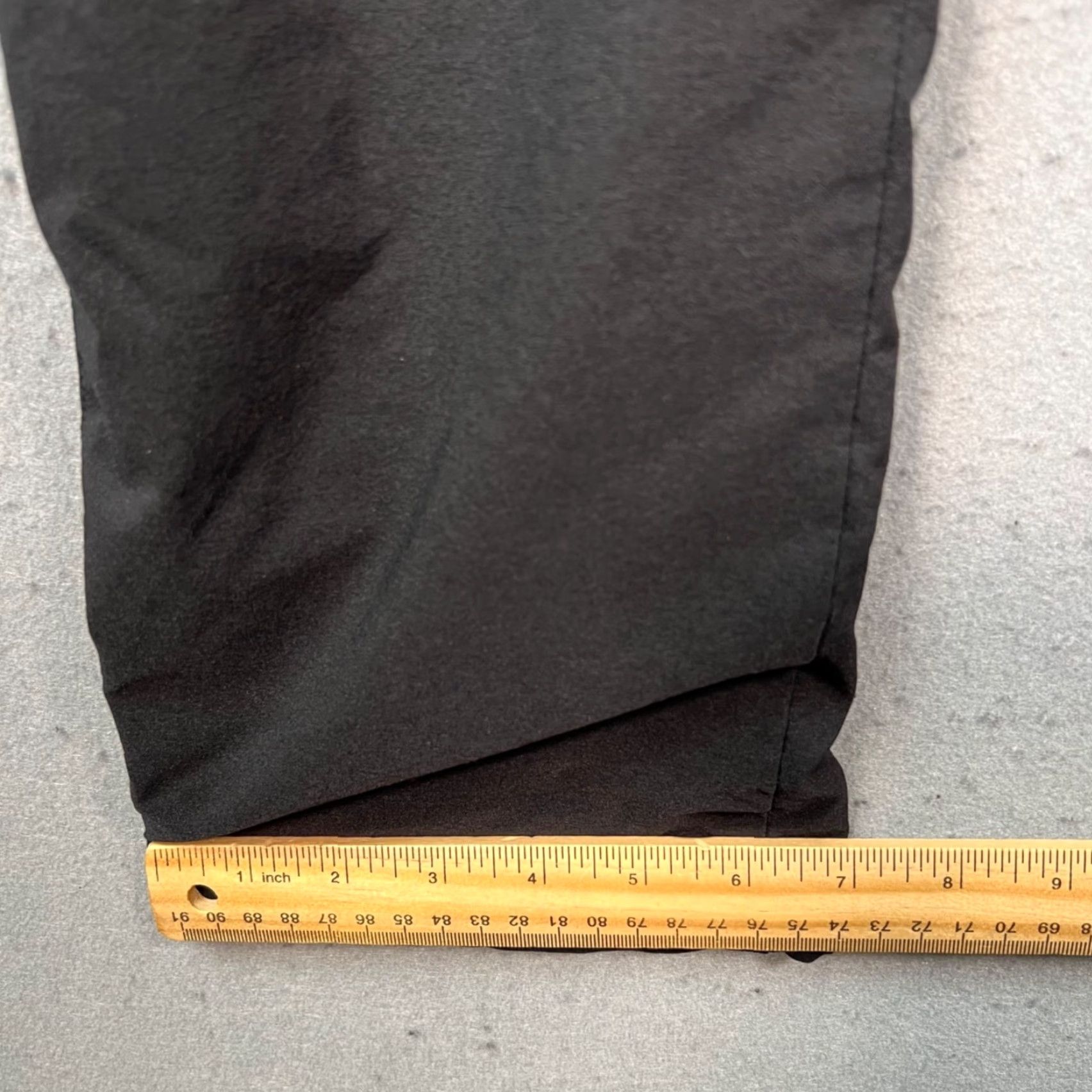Uniqlo Uniqlo Pants Men Slim Straight Leg Lined Heattech Black 26-27 30 Inseam Size Small Chino Casual Runtime: 7/10 Shirt? Wait. Size US 29 - 7 Thumbnail