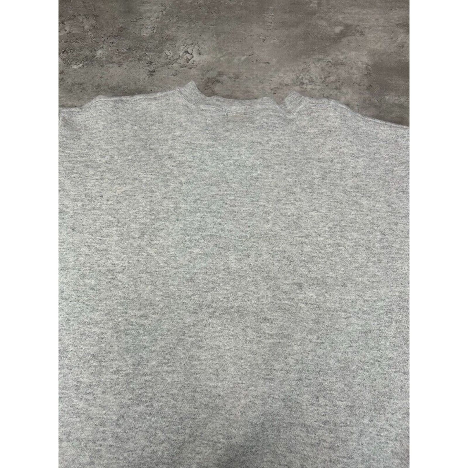 Vintage Vintage 2000 Disney Mickey Mouse Sweatshirt Size Medium Gray Size US M / EU 48-50 / 2 - 8 Thumbnail