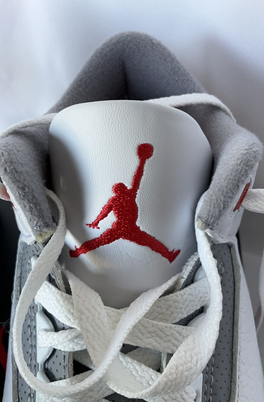 Nike Men’s Nike Air Jordan 3 Retro Size US 9 / EU 42 - 10 Thumbnail