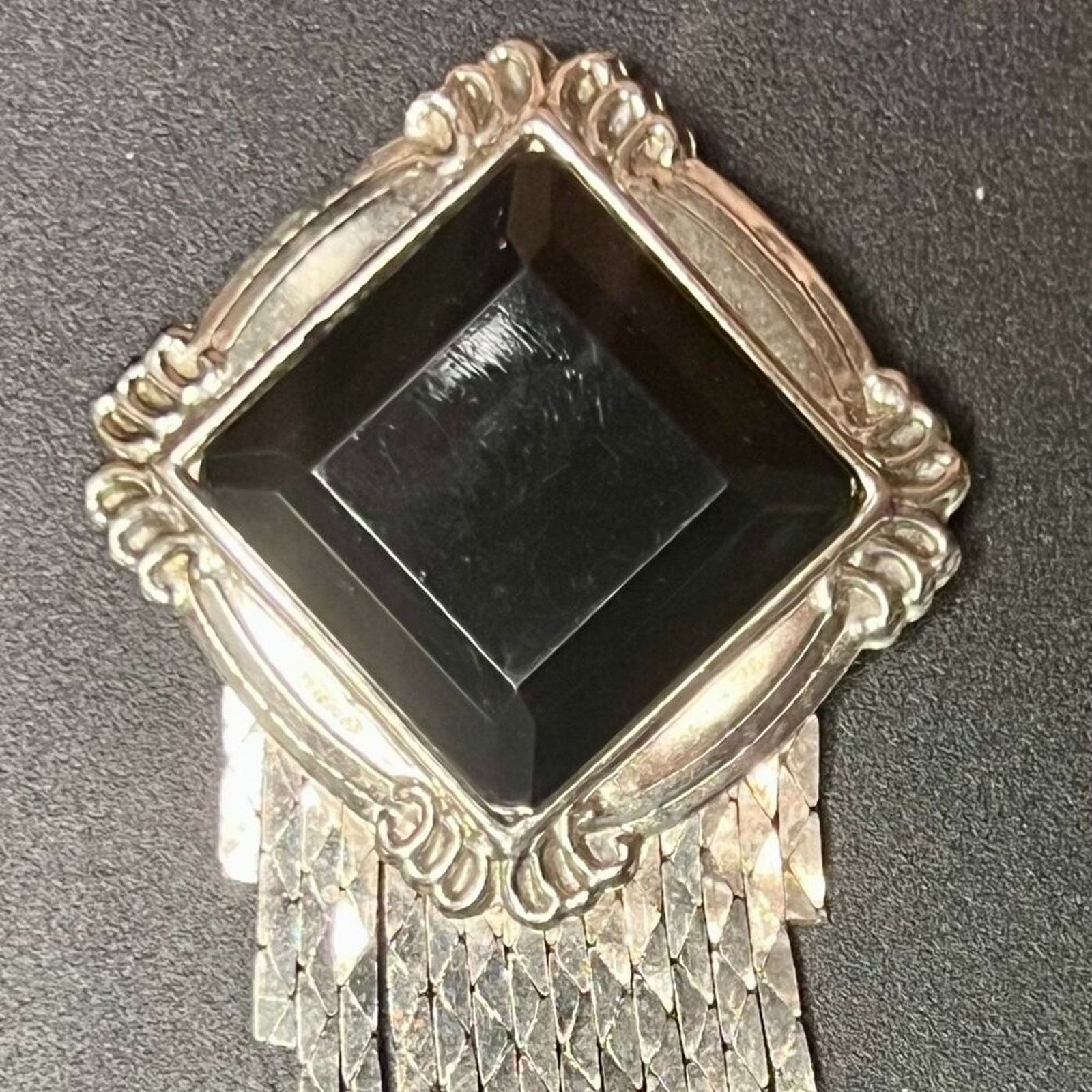 & Other Stories Silvertone Onyx dangling mesh brooch, no mark, 4.25 x 1.75” Size ONE SIZE - 1 Thumbnail