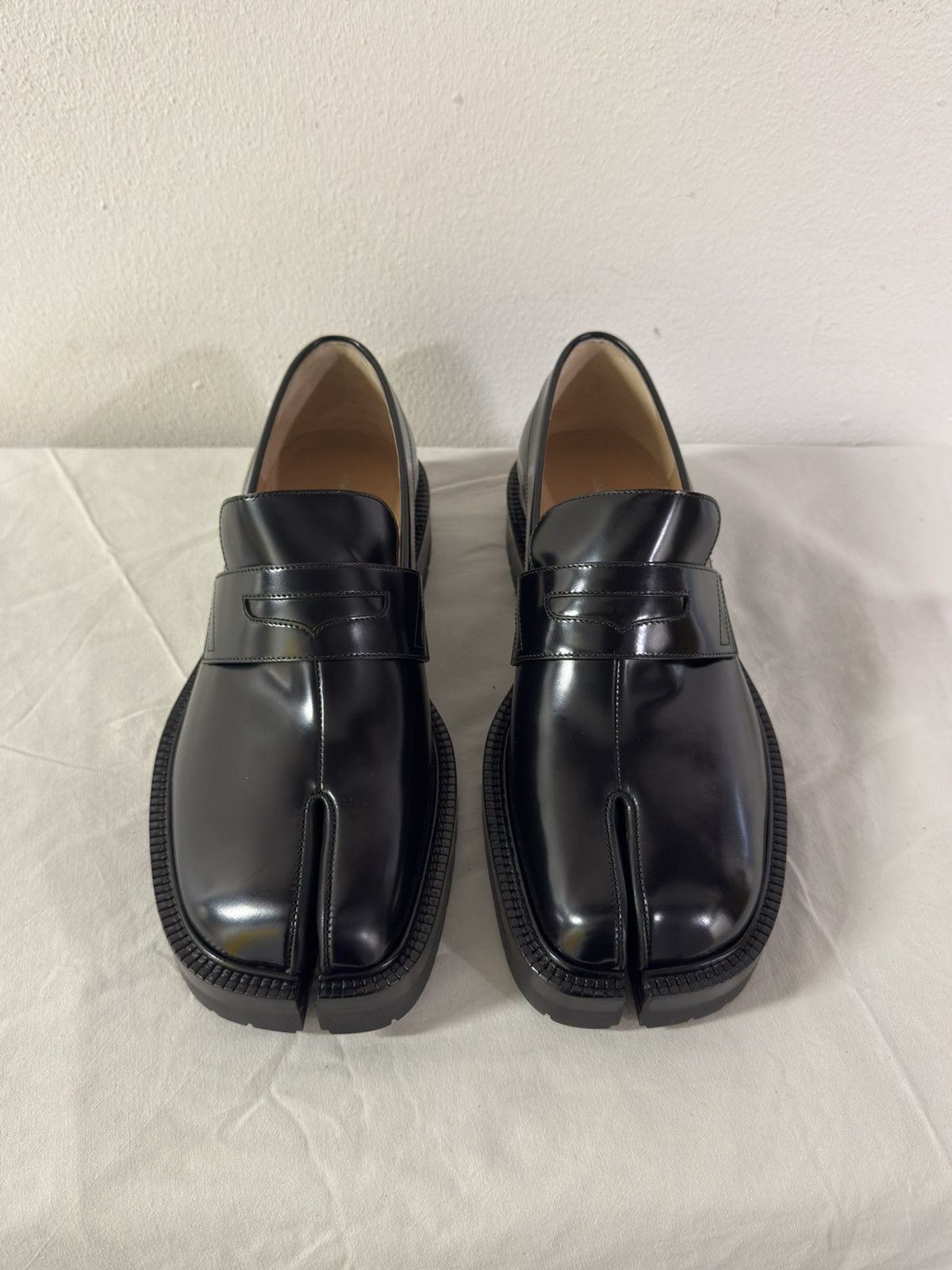 Maison Margiela Maison Margiela Tabi Platform Loafers - Black 42 Size US 9 / EU 42 - 2 Thumbnail
