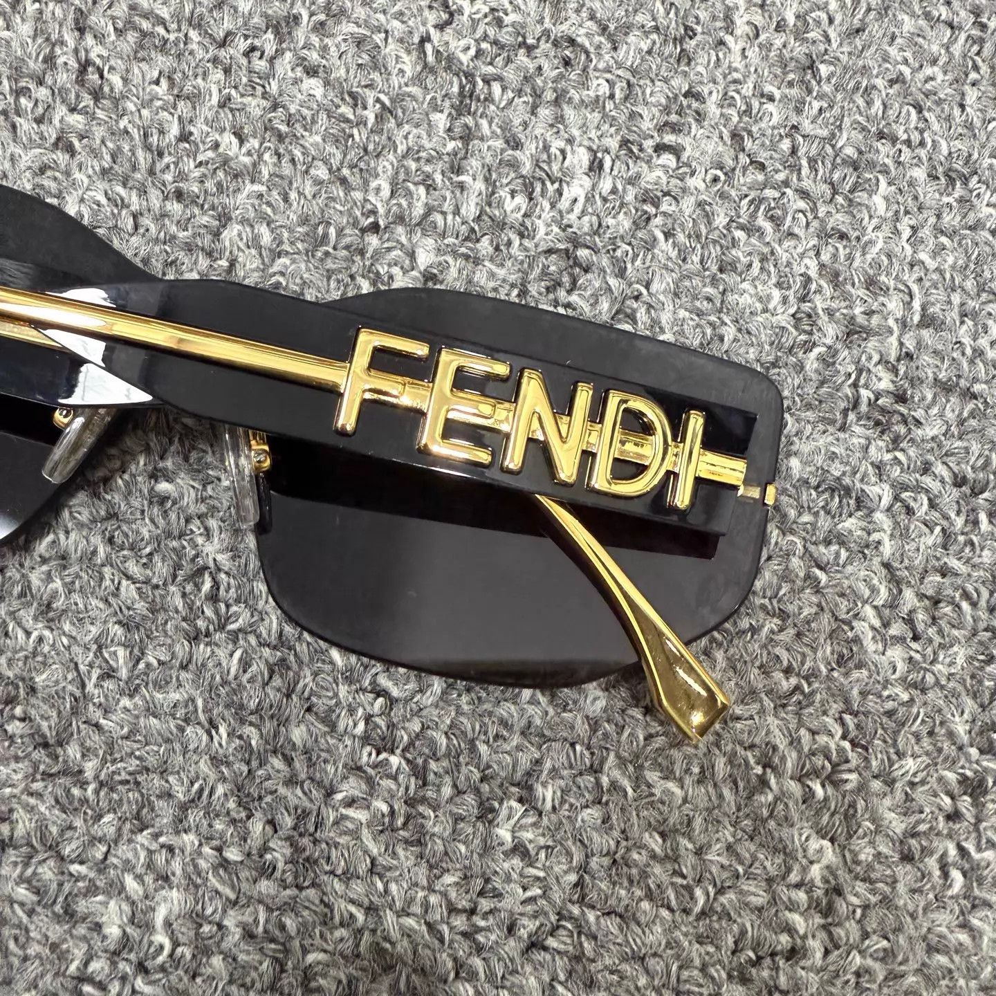 Fendi Fendi square black sunglasses unworn Size ONE SIZE - 4 Thumbnail