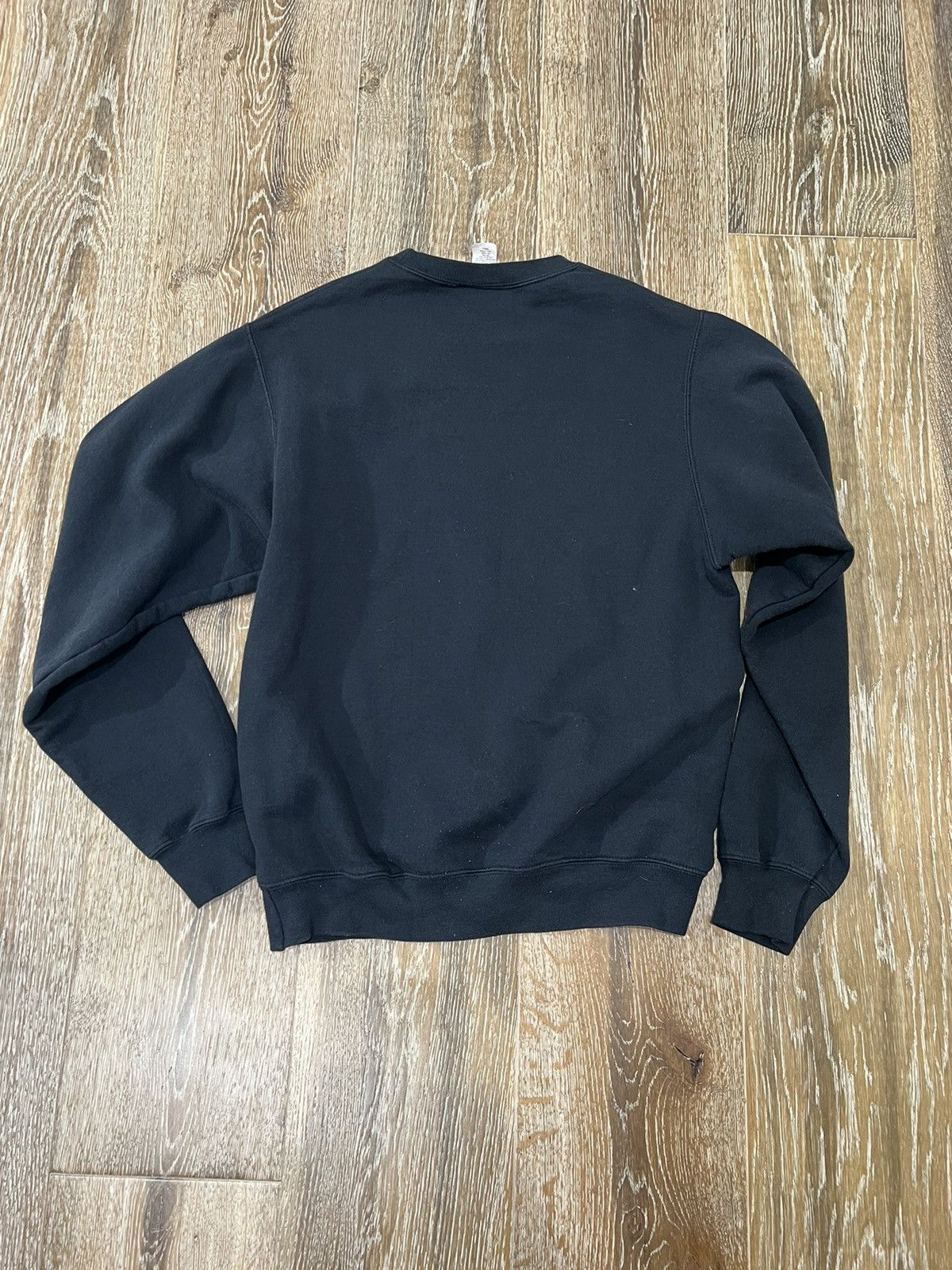Disney × Vintage disney tim burton’s the nightmare before christmas crewneck Size US S / EU 44-46 / 1 - 2 Thumbnail