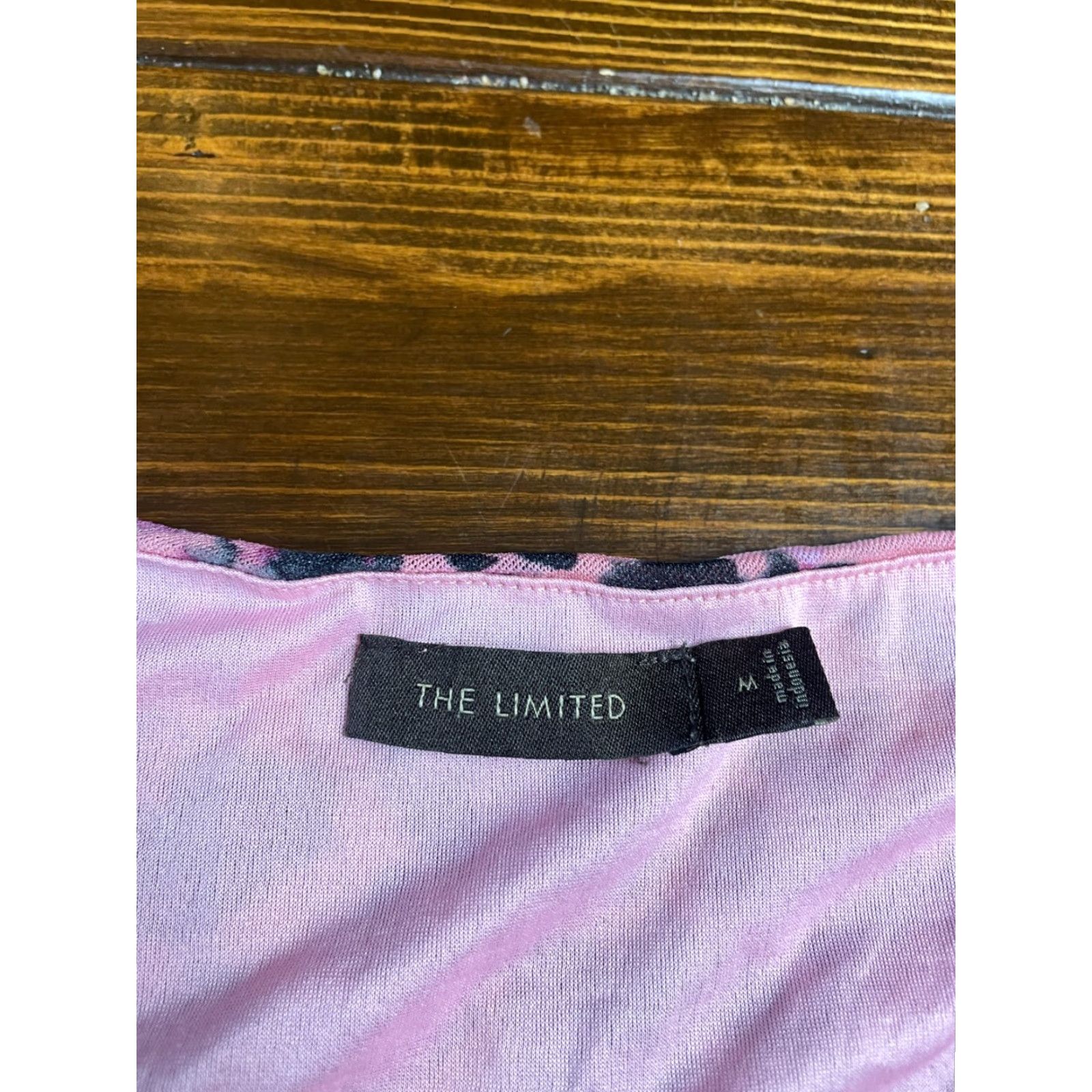 Vintage VINTAGE? No, it's not vintage. The limited shirt womens size medium pink black sleeveless floral Size M / US 6-8 / IT 42-44 - 7 Thumbnail