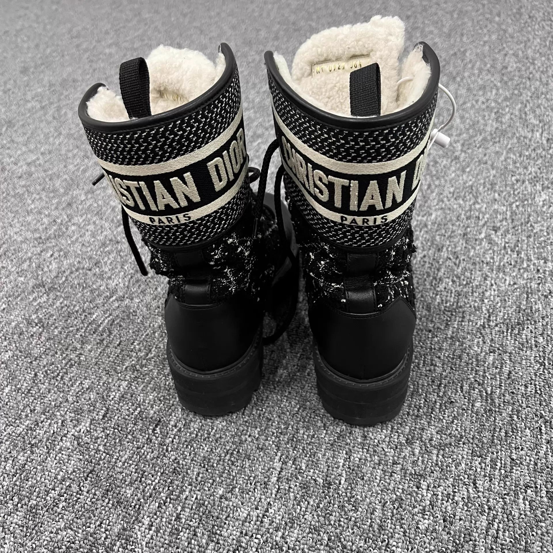 Dior Dior D-major slogan check tweed midcalf boots 36.5 Size US 6 / IT 36 - 3 Thumbnail