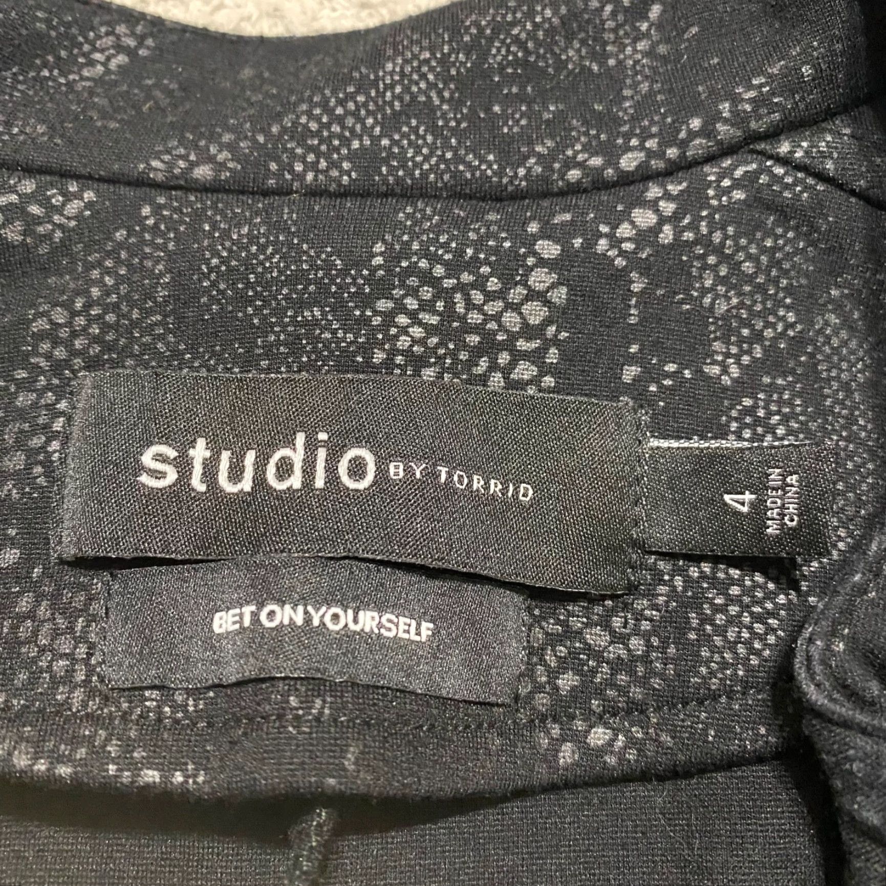 Torrid Torrid Jacket Womens 4X Plus Snakeskin Print Full Zip Moto Black Size XXL / US 16-18 / IT 52-54 - 3 Thumbnail