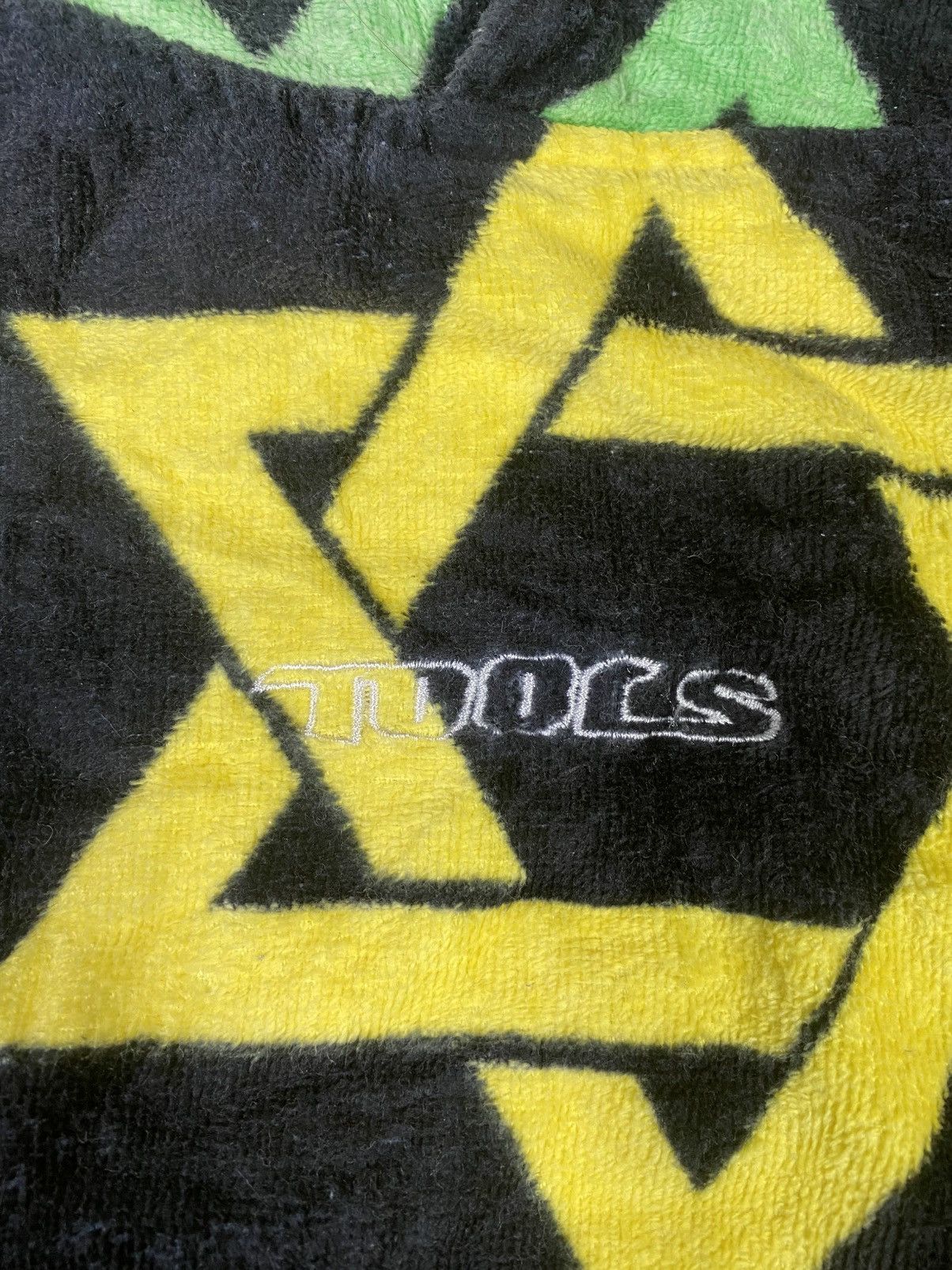 Vintage Vintage tools surf product sweater big logo size xxxl pit30 Size US XXL / EU 58 / 5 - 4 Thumbnail